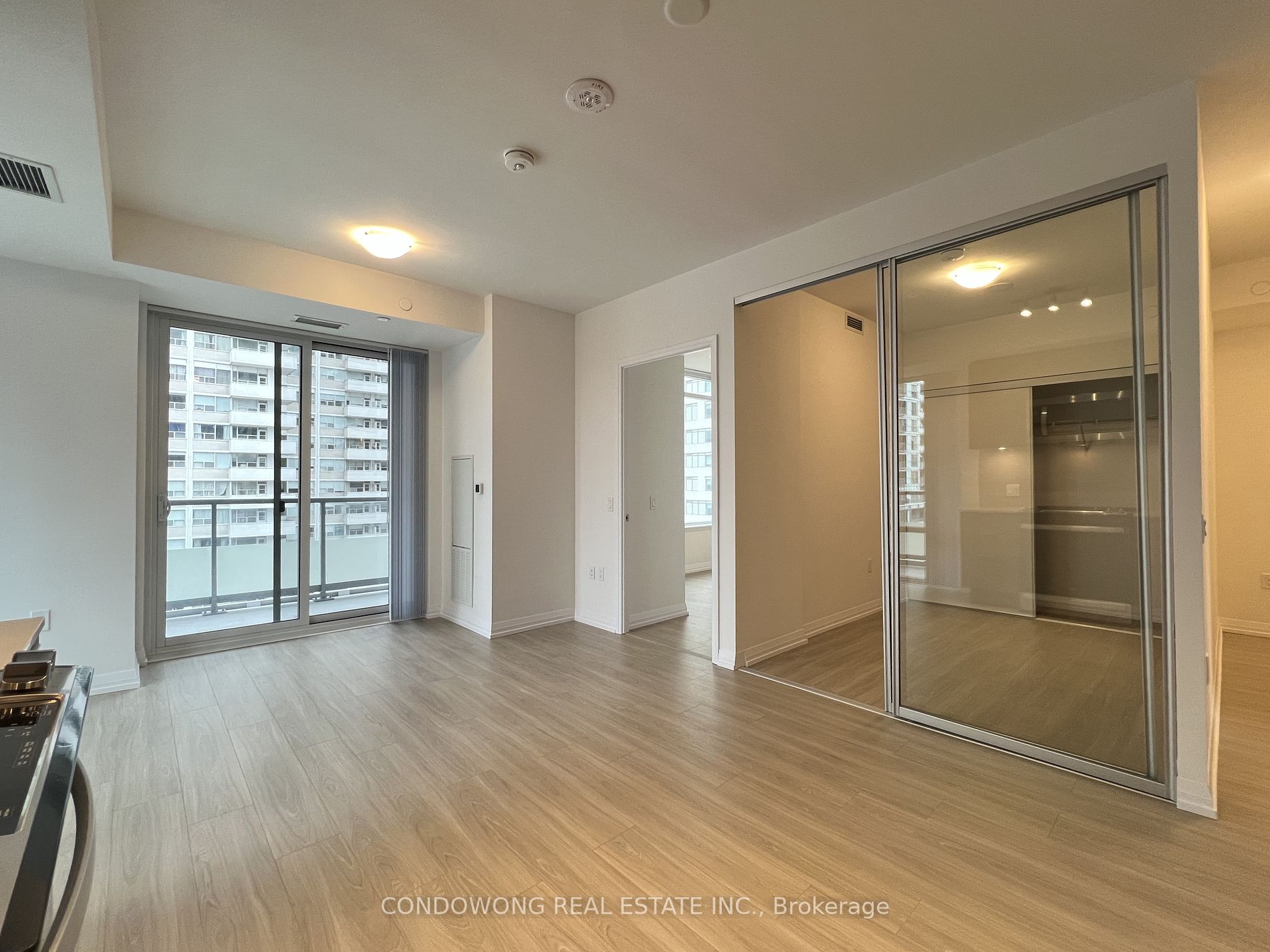 50 Dunfield Avenue #1019