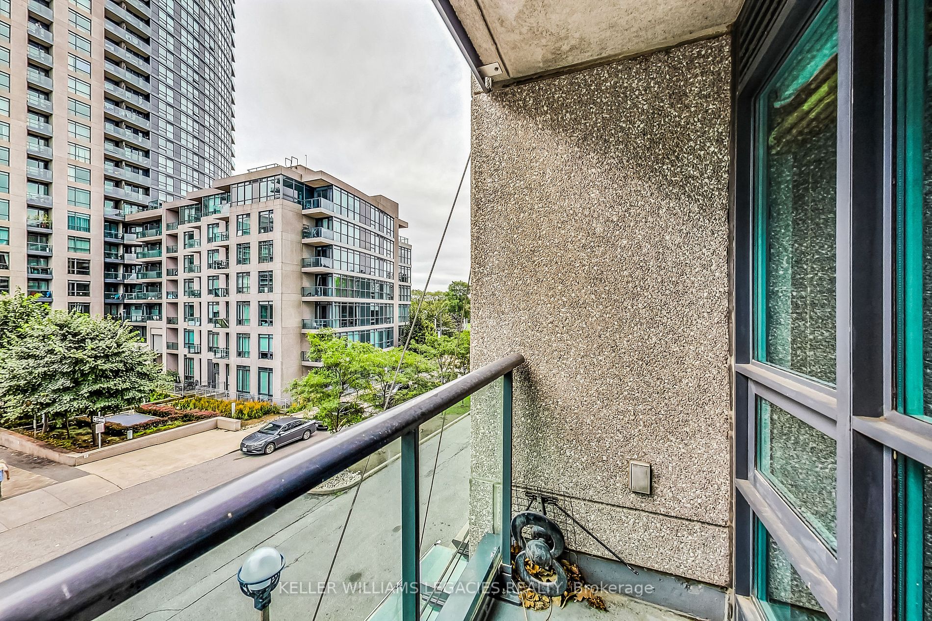 219 Fort York Blvd, #304