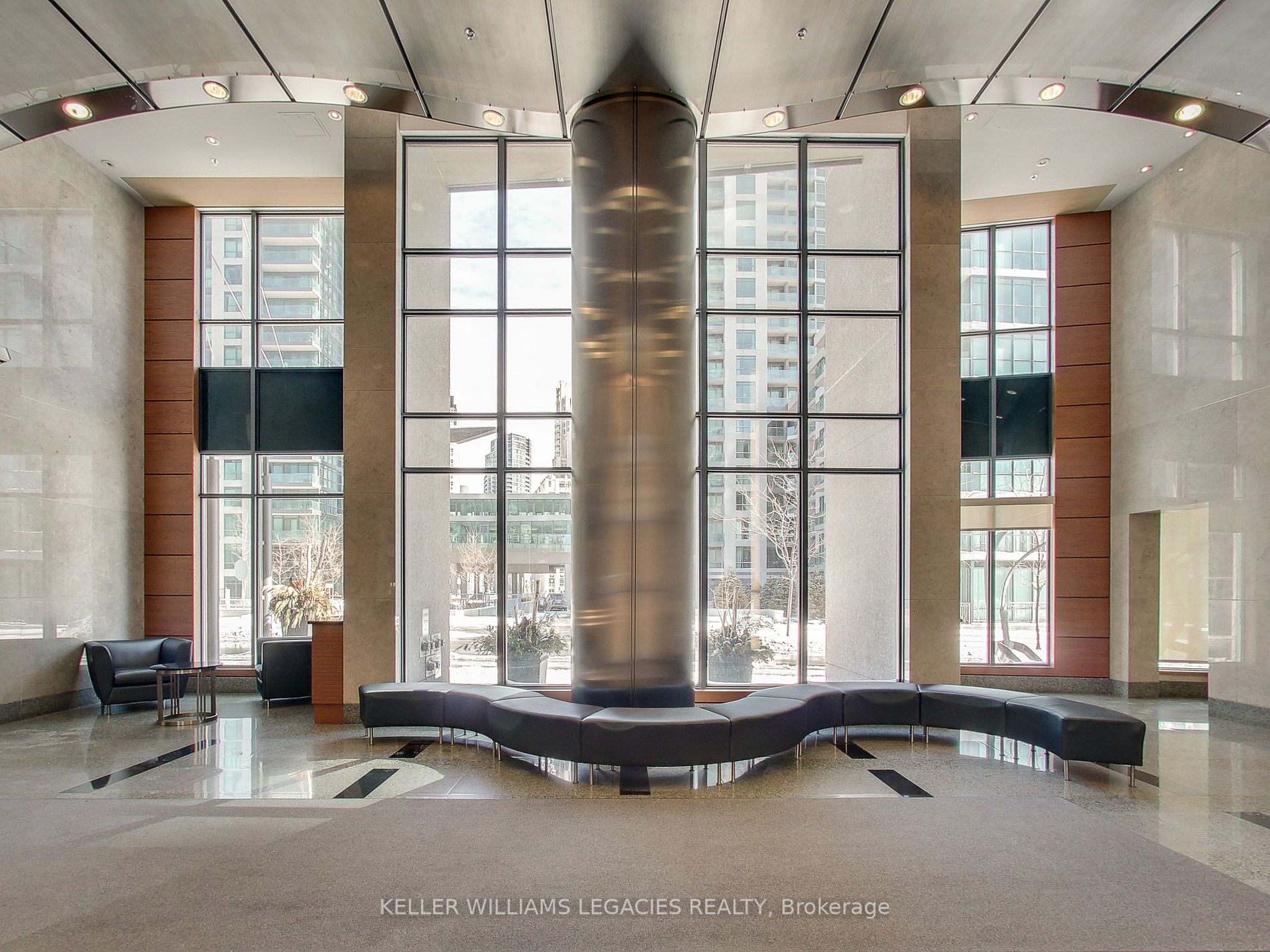 219 Fort York Blvd, #304