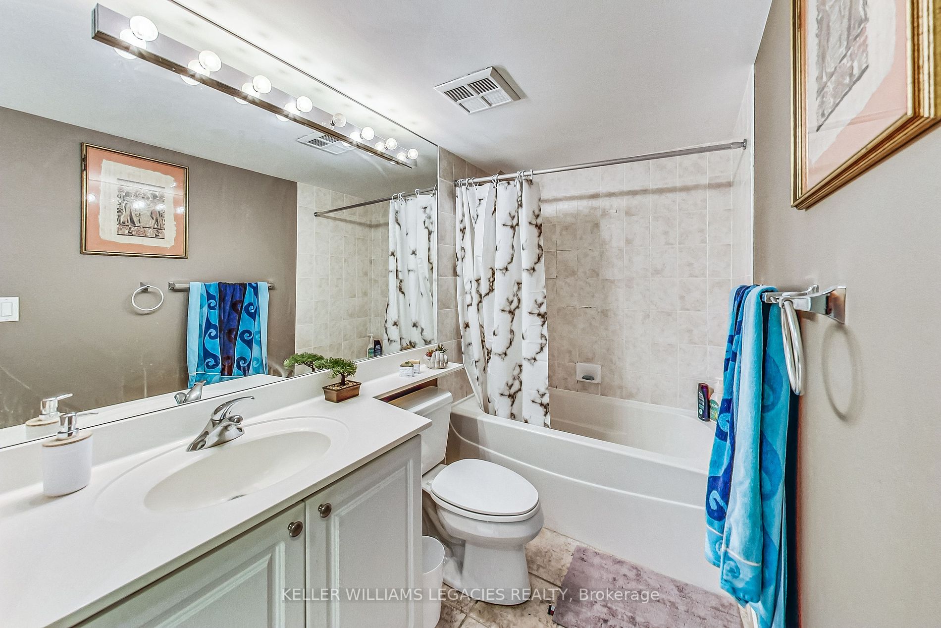 219 Fort York Blvd, #304