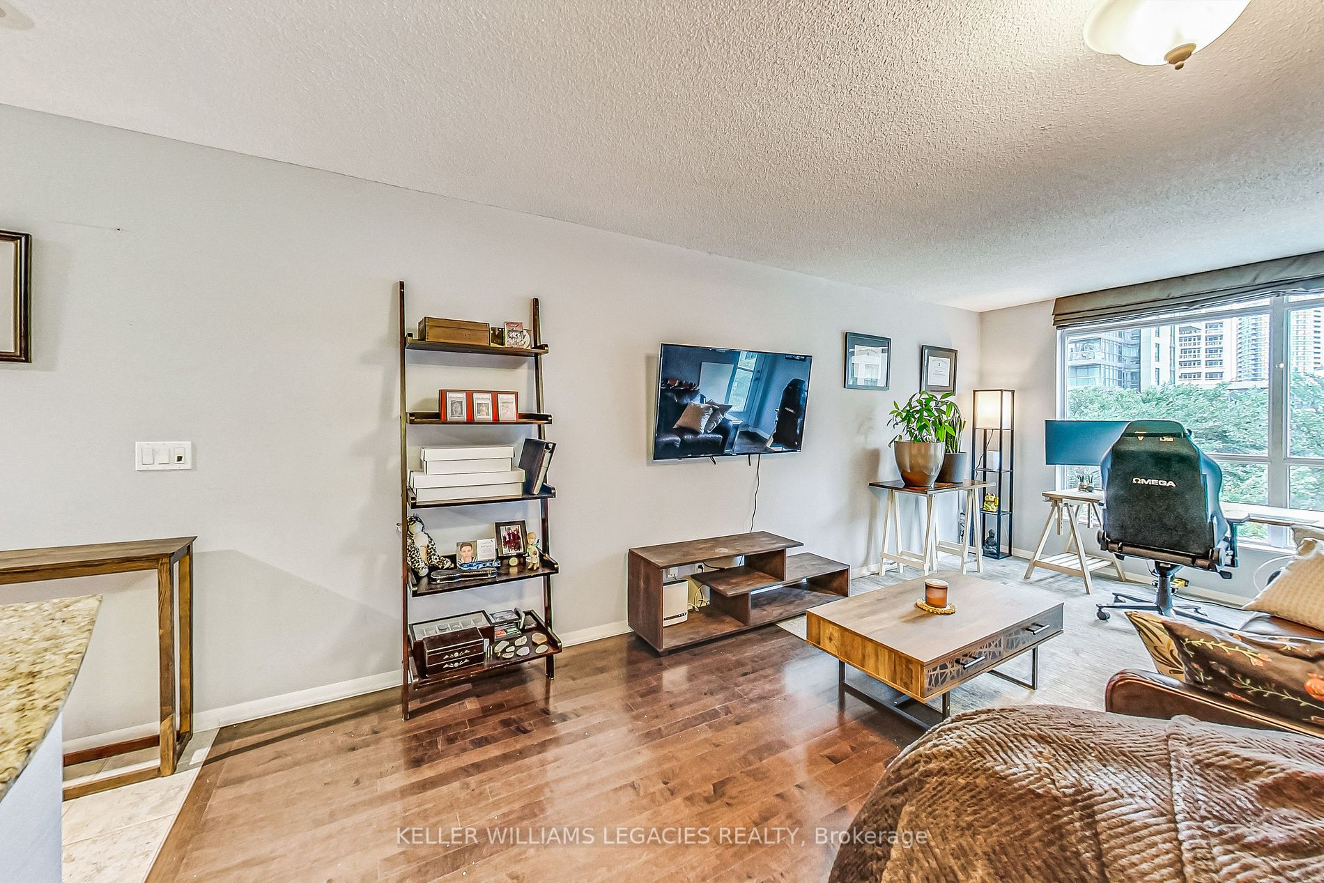 219 Fort York Blvd, #304