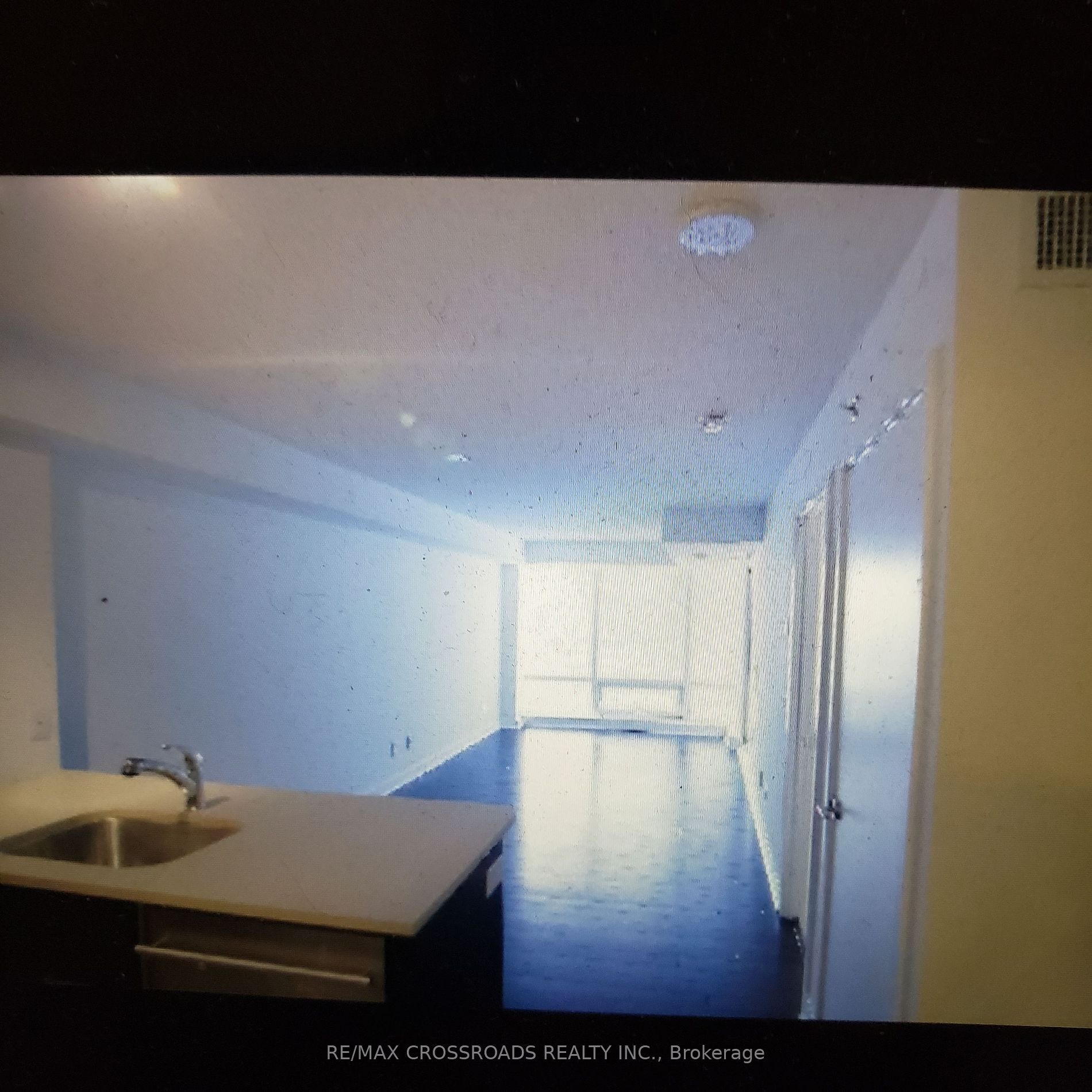 295 Adelaide St W, #409