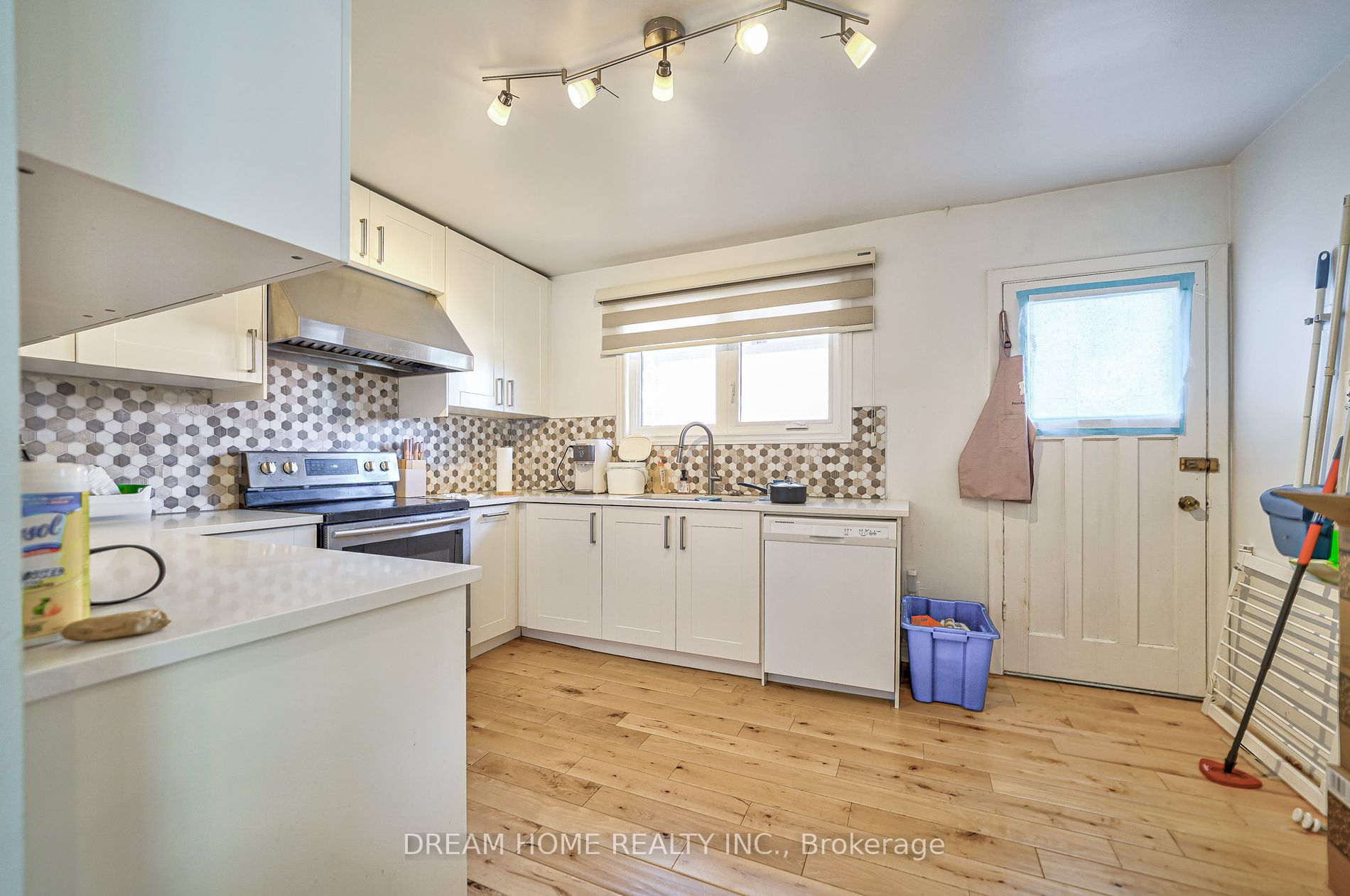 30 Caswell Drive