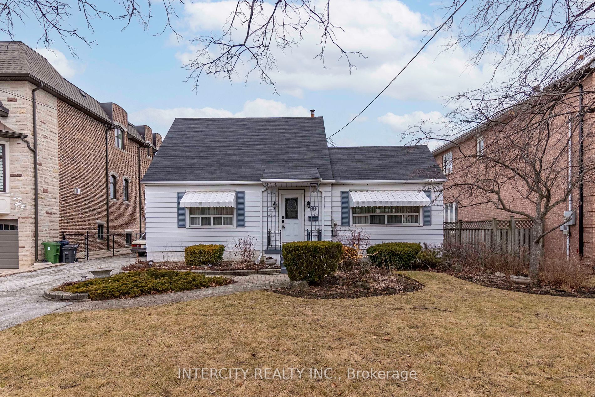 60 Northwood Drive