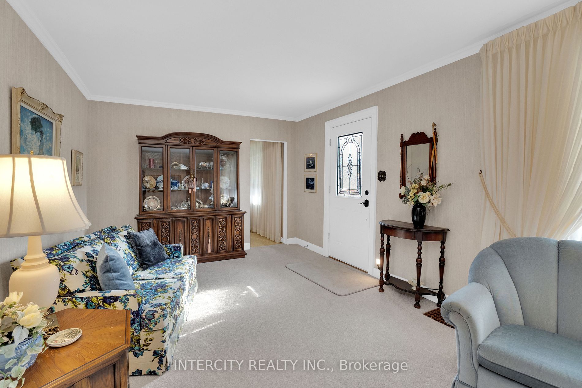 60 Northwood Drive