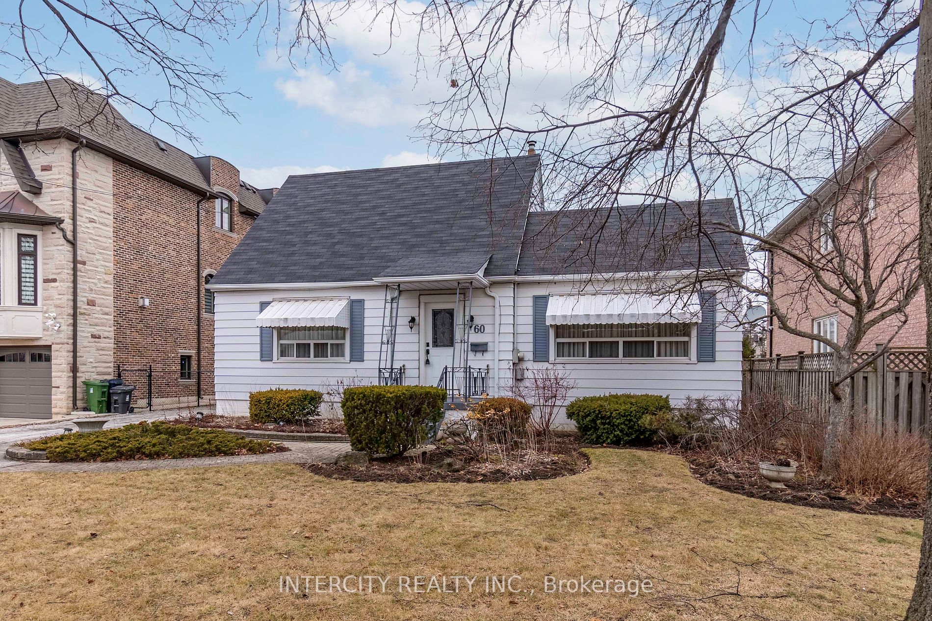 60 Northwood Drive