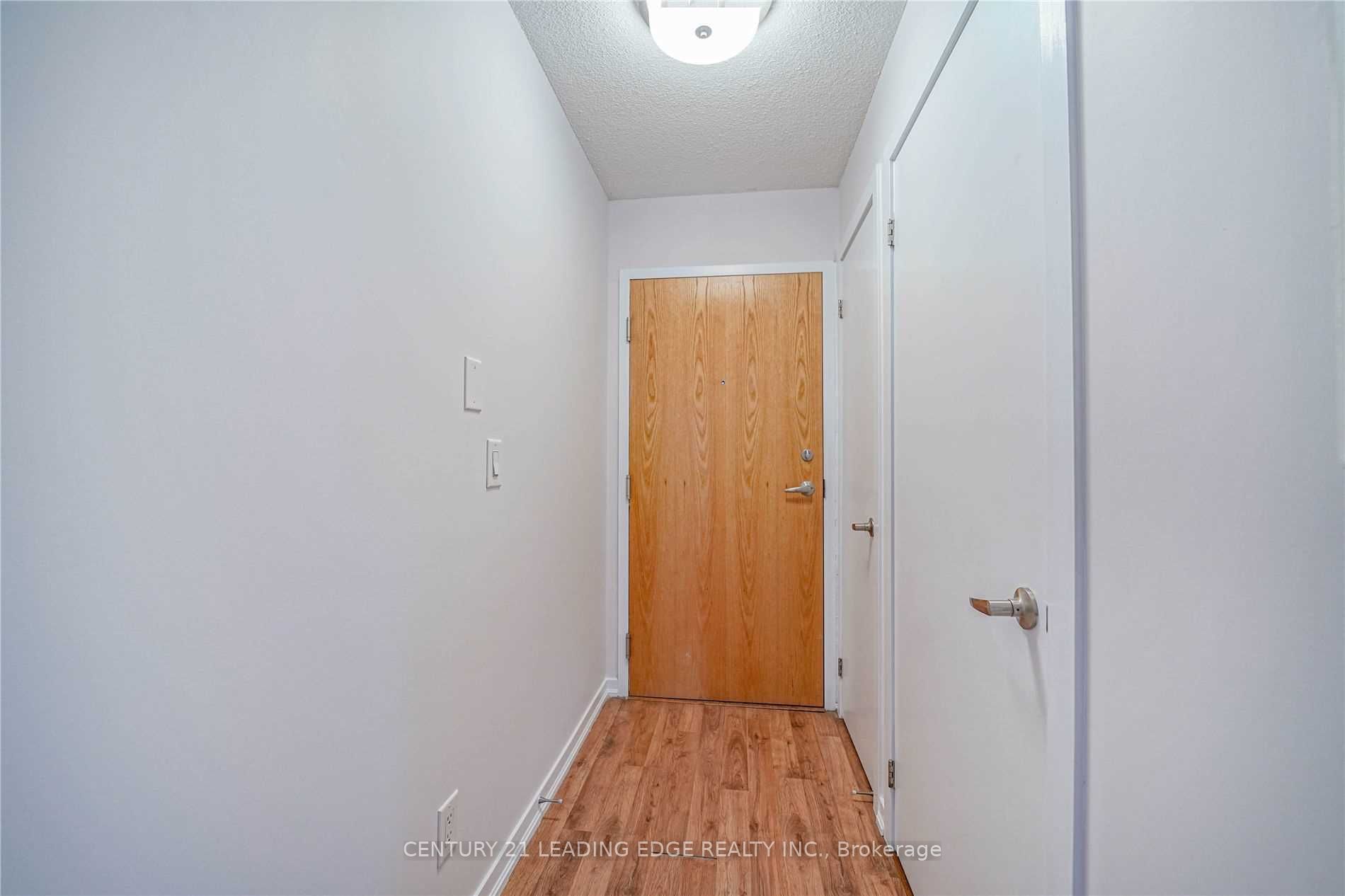 38 Joe Shuster Way, #1524