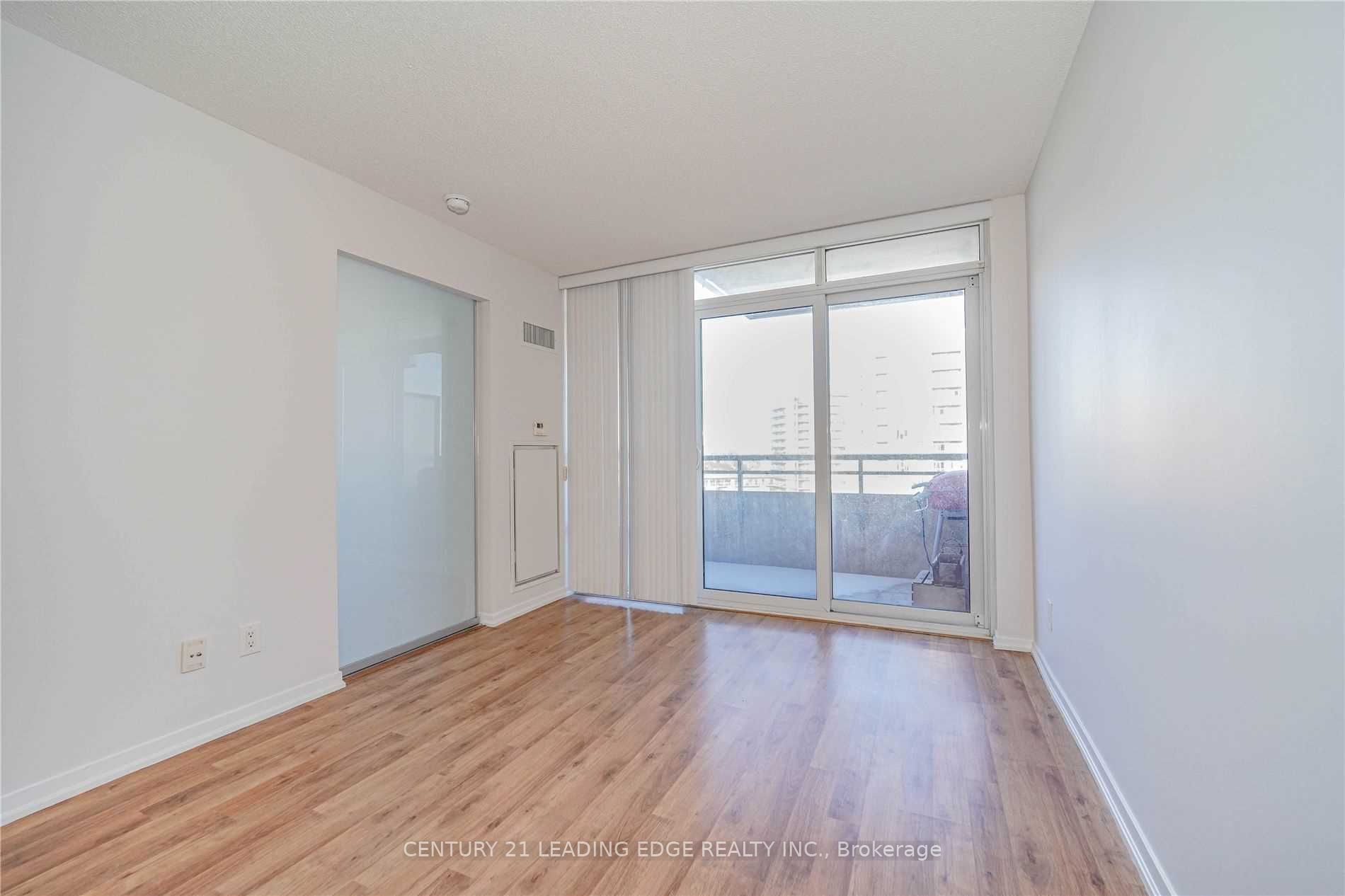 38 Joe Shuster Way, #1524