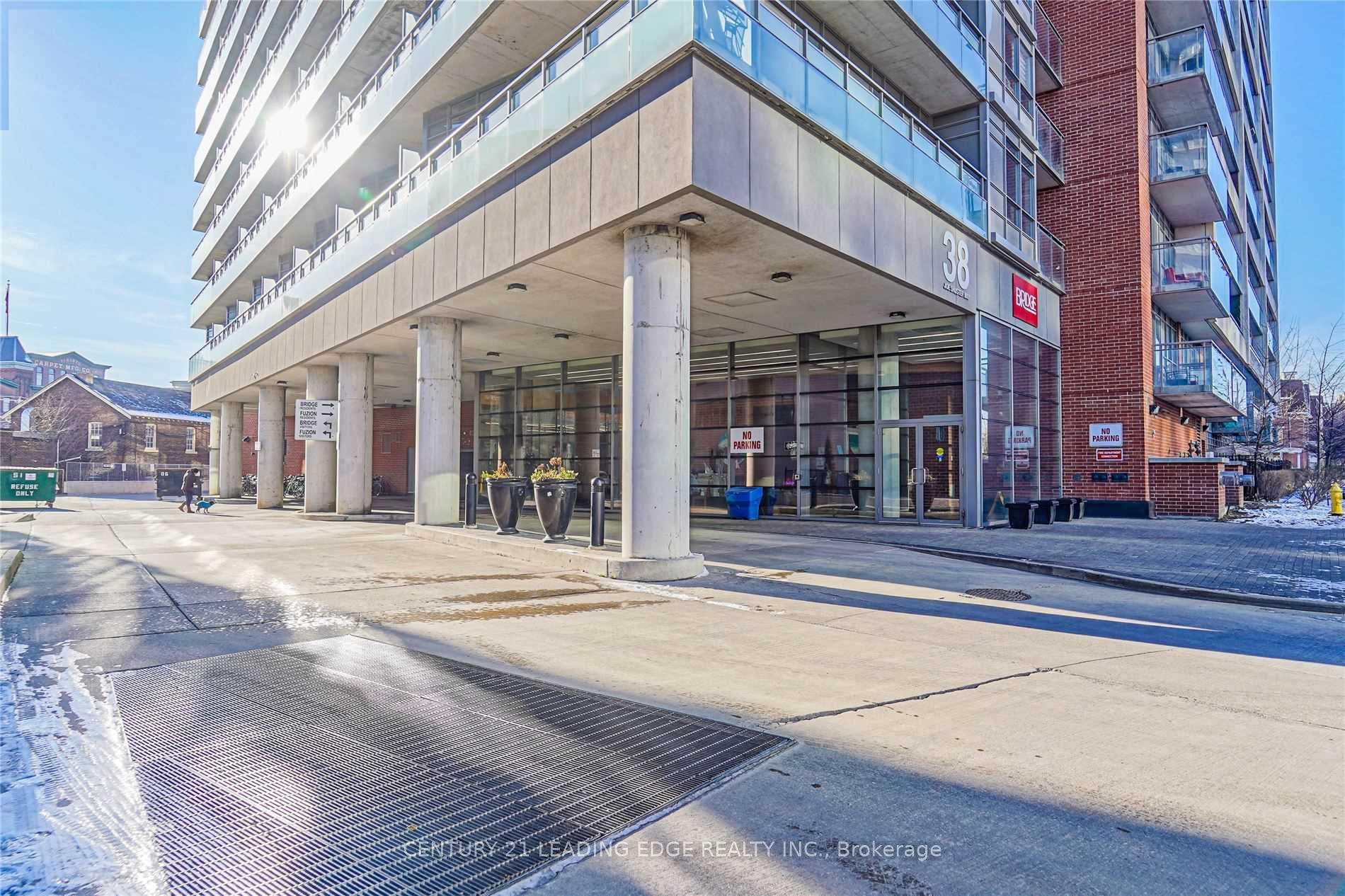38 Joe Shuster Way, #1524