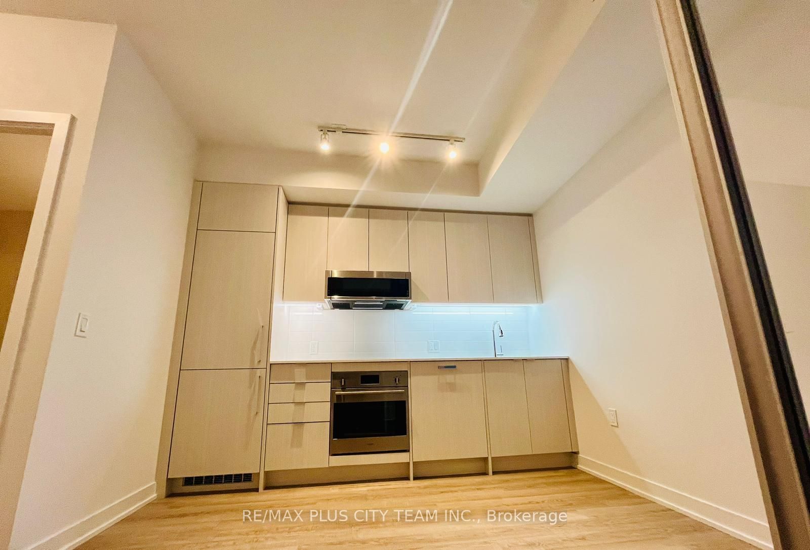 250 Lawrence Ave W, #201