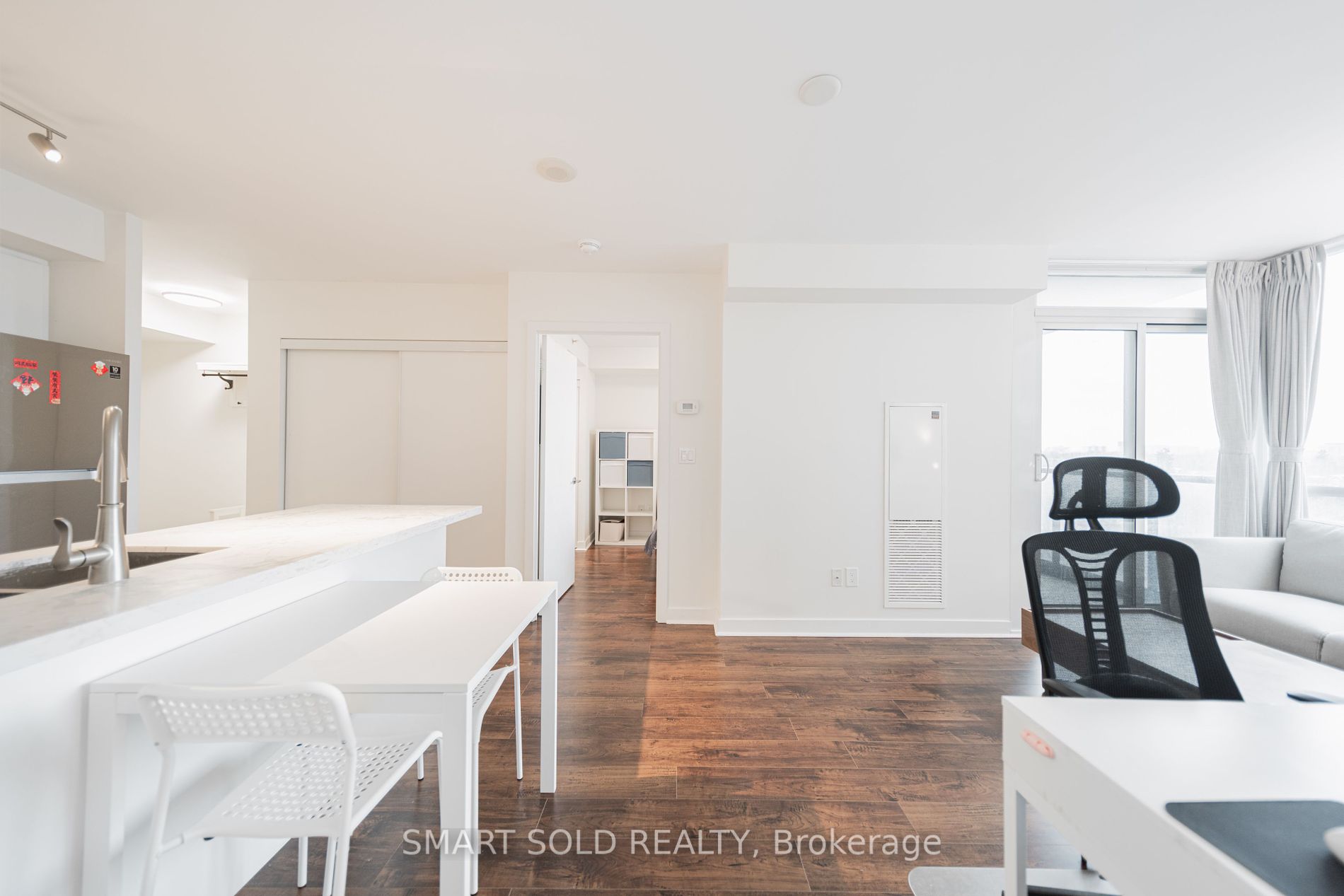 5740 Yonge Street, #606