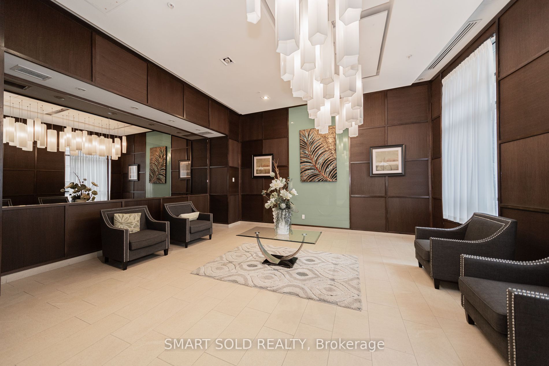 5740 Yonge Street, #606