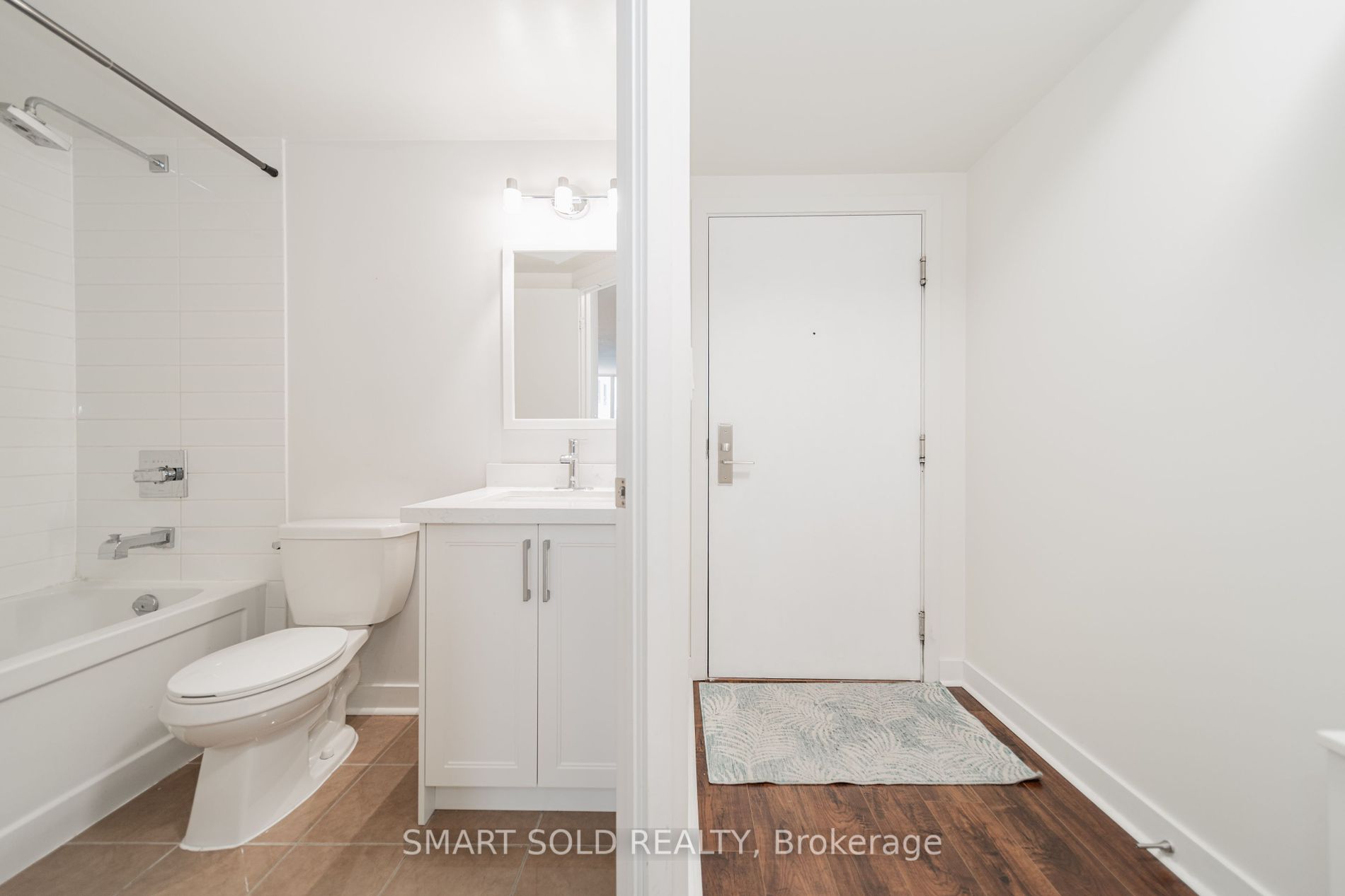 5740 Yonge Street, #606