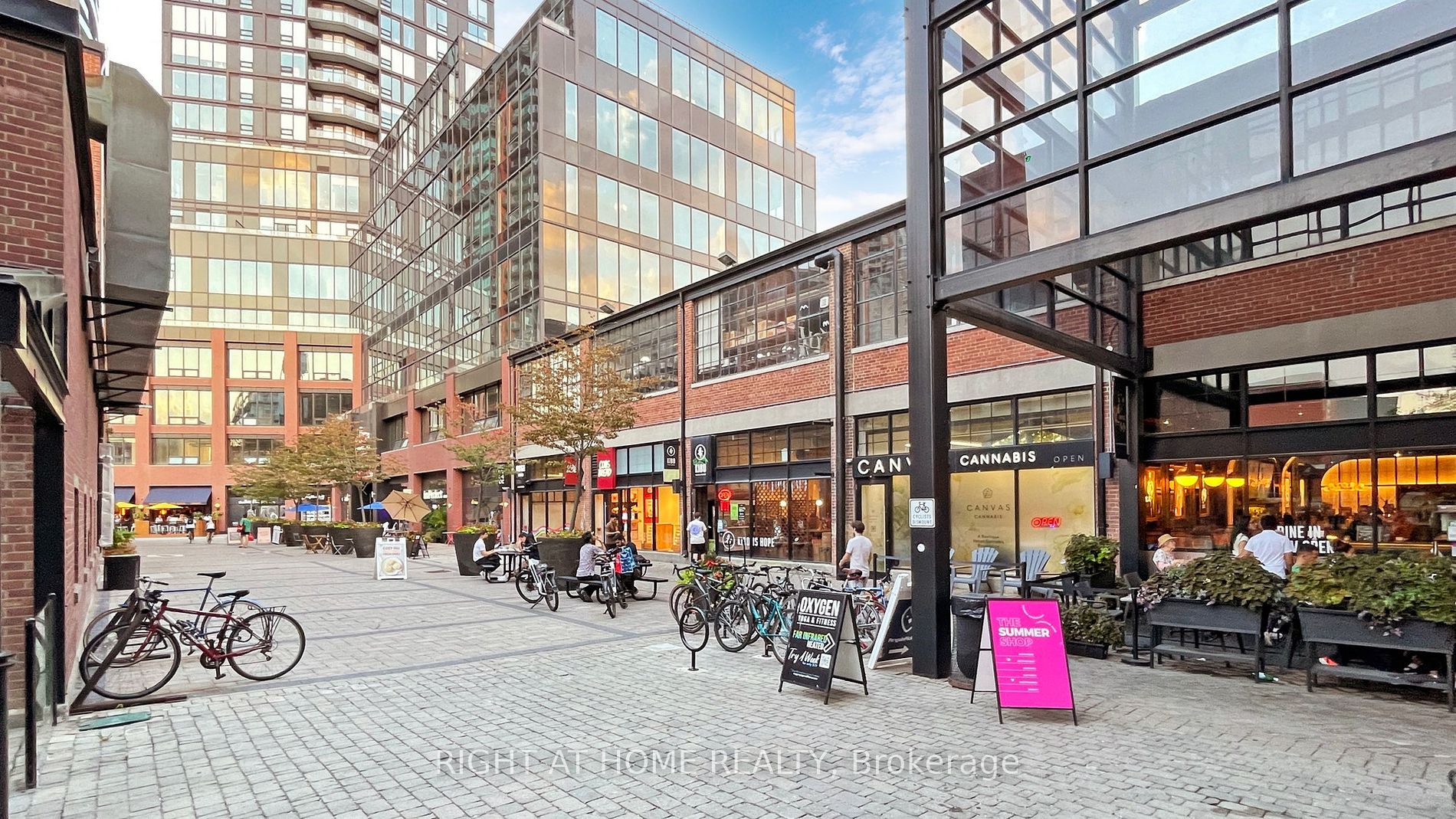 135 East Liberty St, #1312