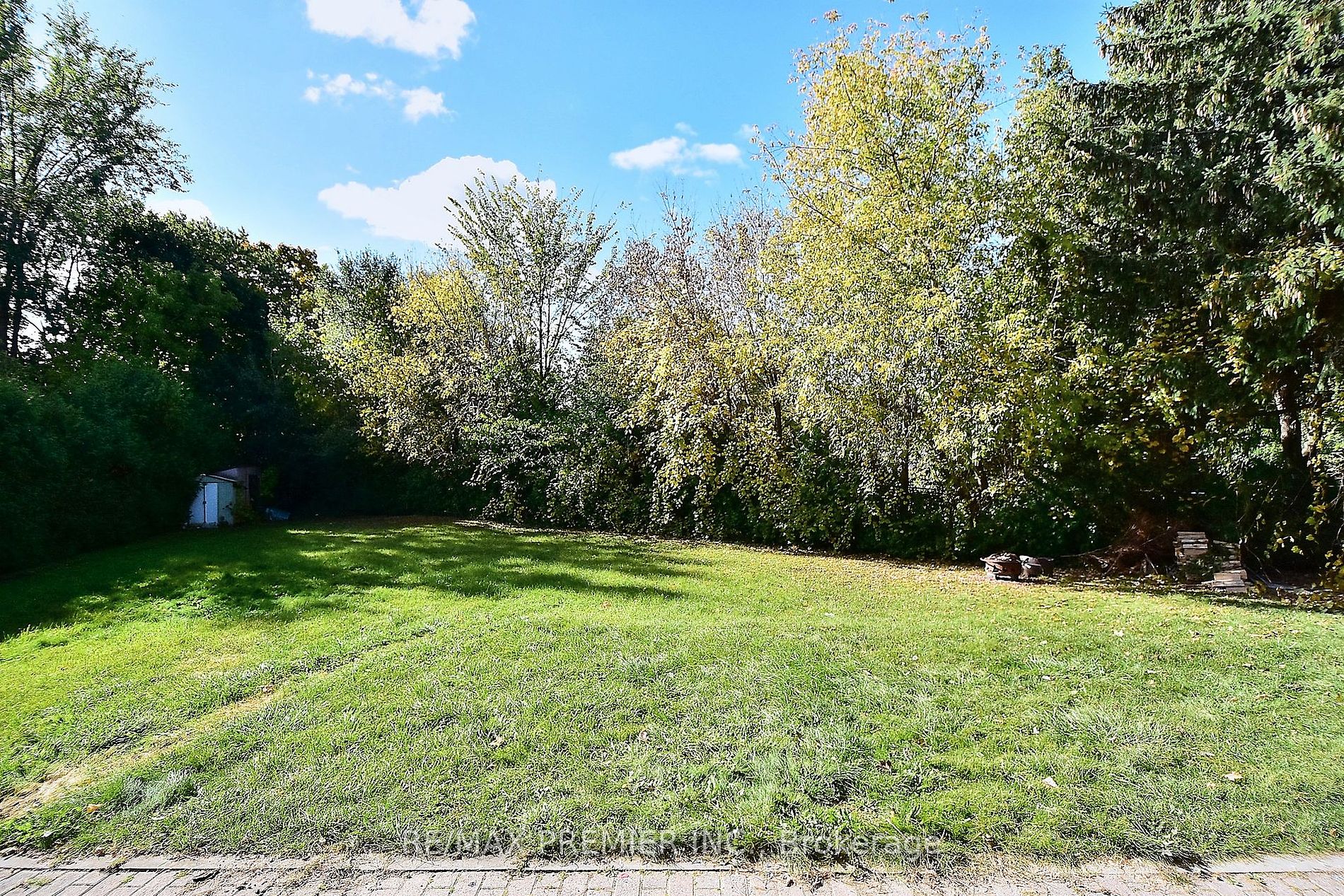 5 Pamcrest Drive
