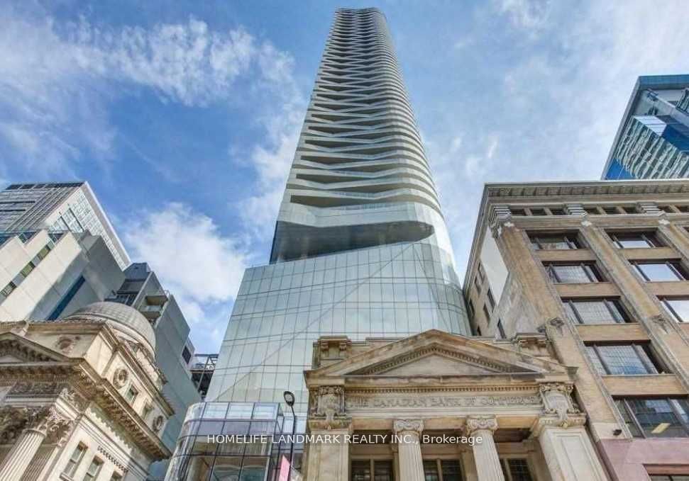 197 Yonge St, #1704