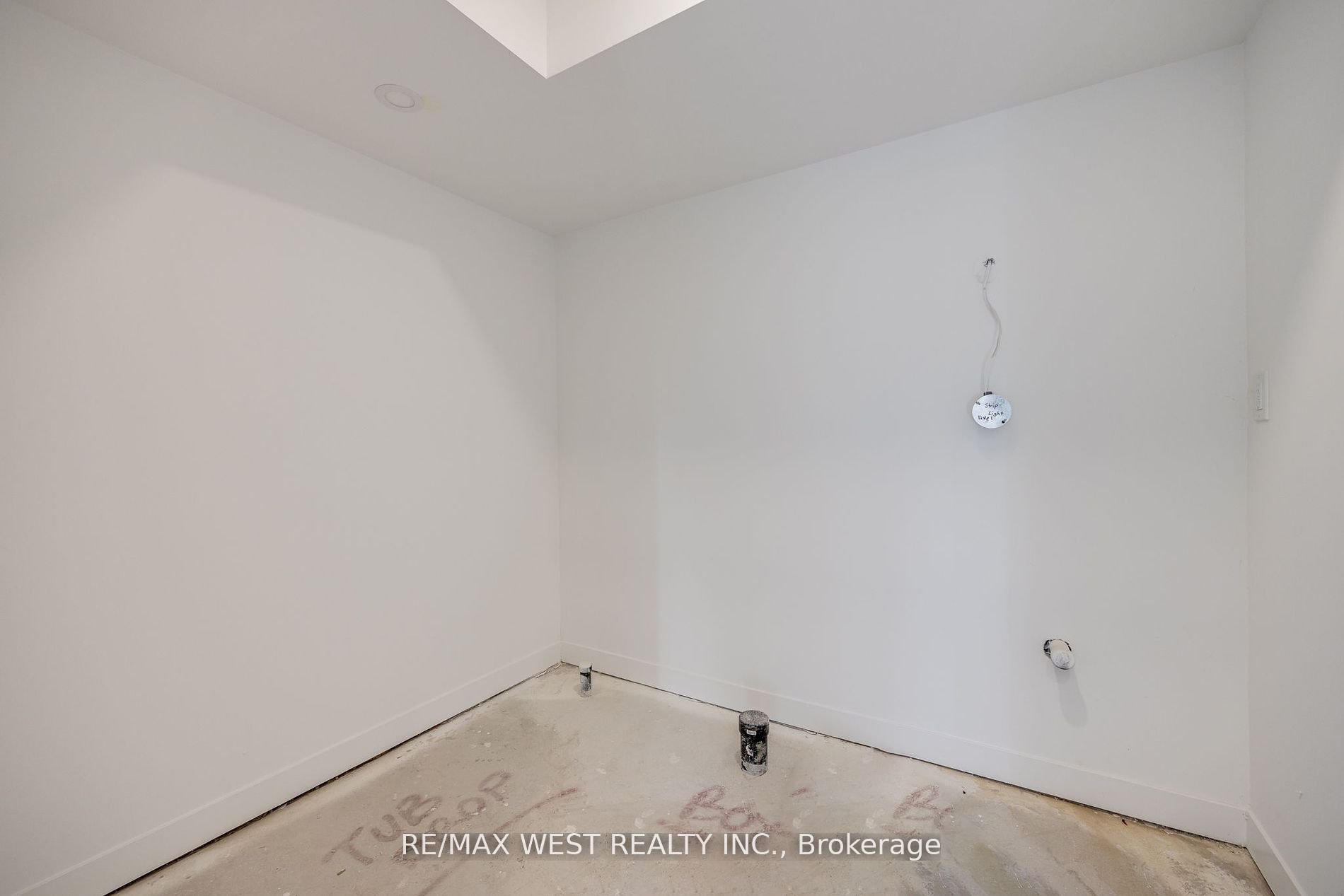 122 Green Gardens Boulevard
