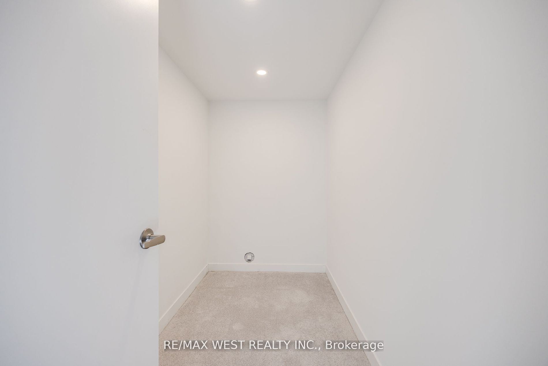 122 Green Gardens Boulevard