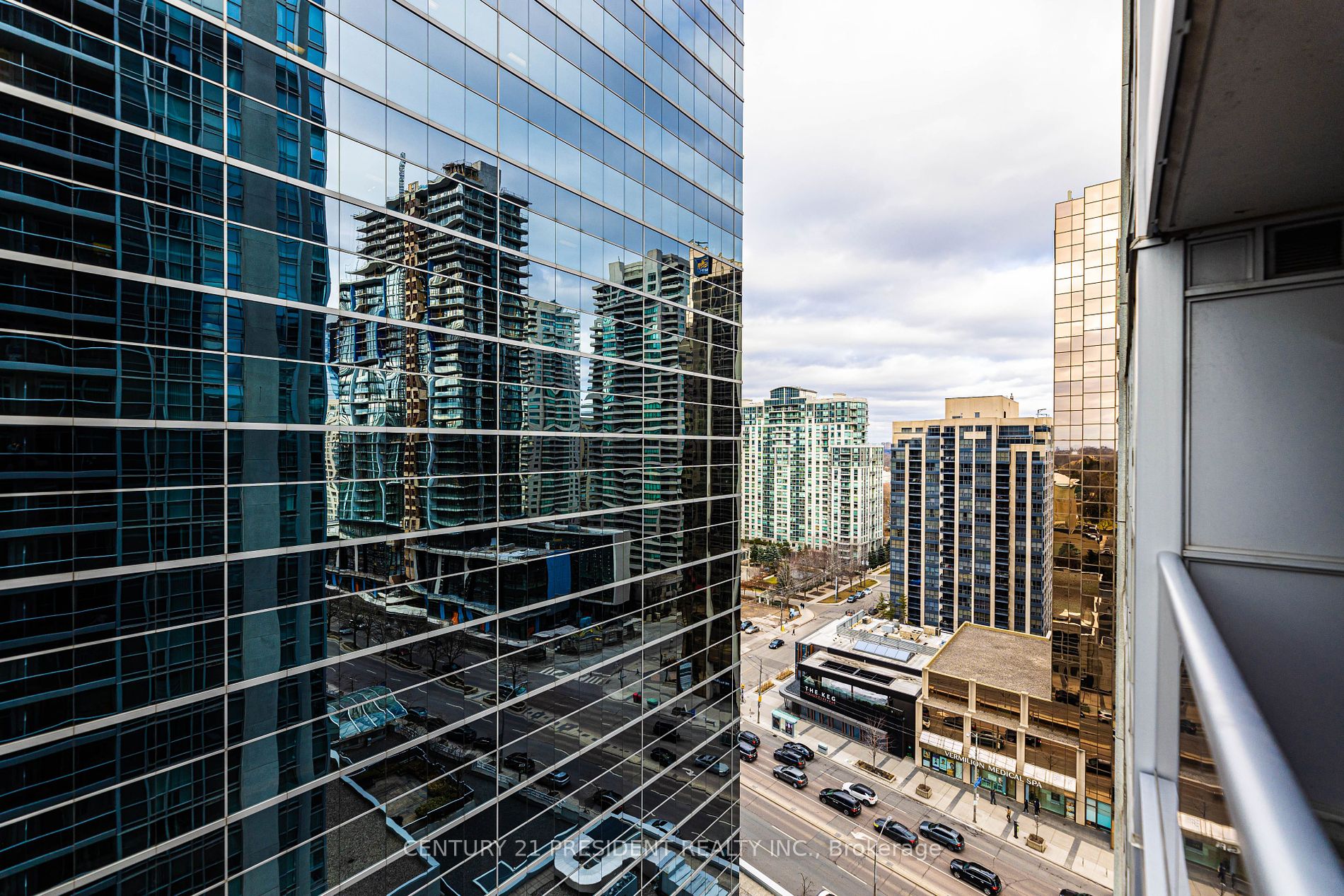 4978 Yonge Street, #1911