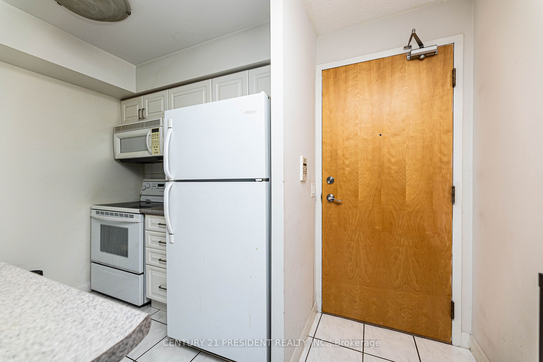 4978 Yonge Street, #1911