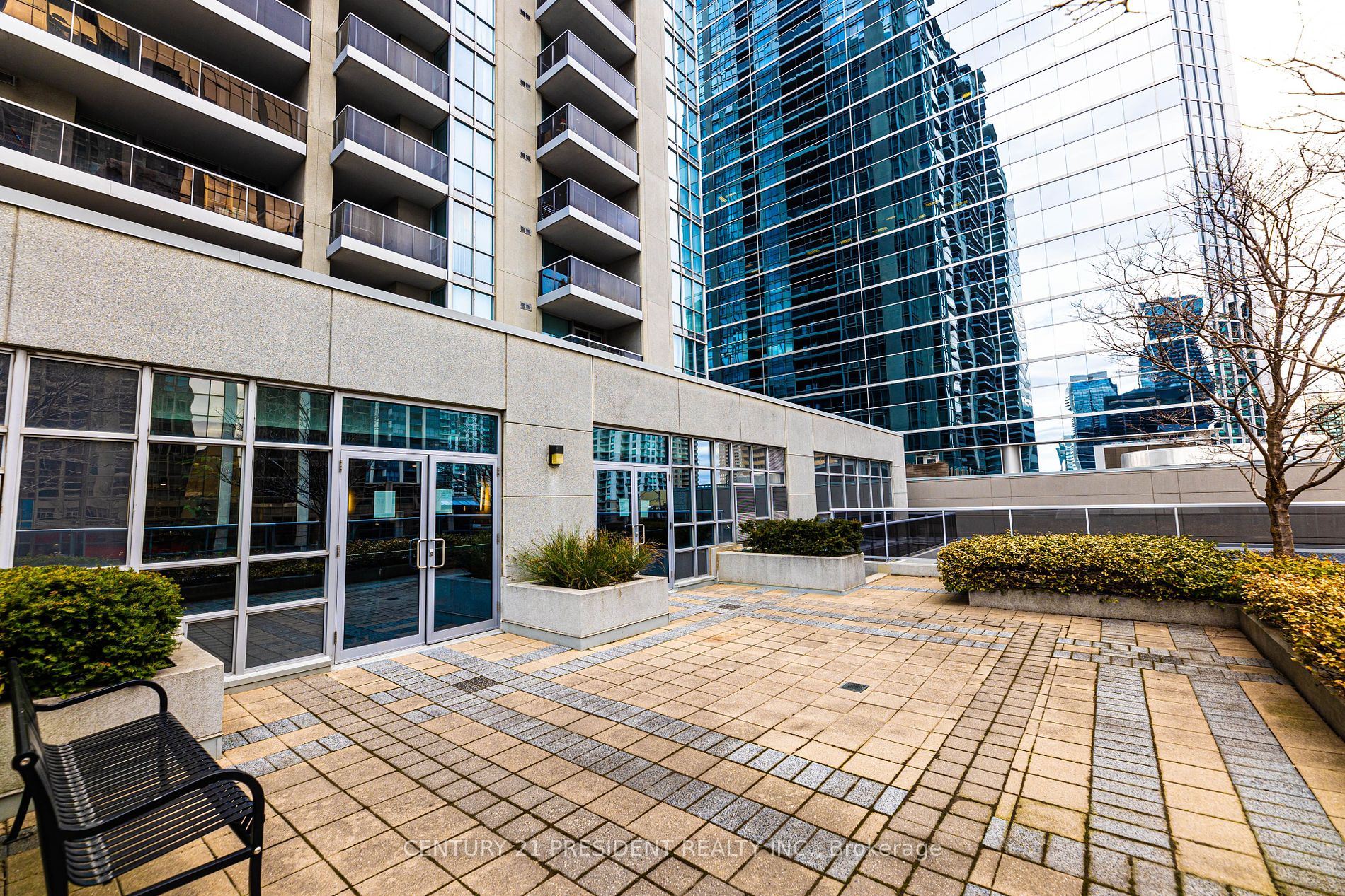 4978 Yonge Street, #1911