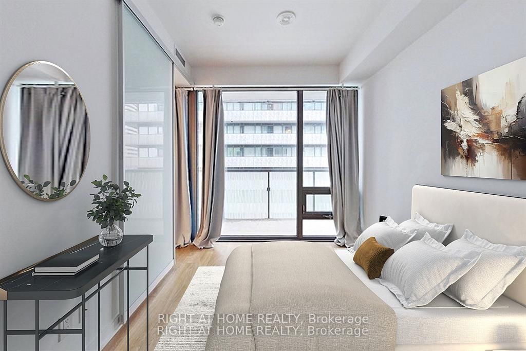 50 Charles St E, #2607