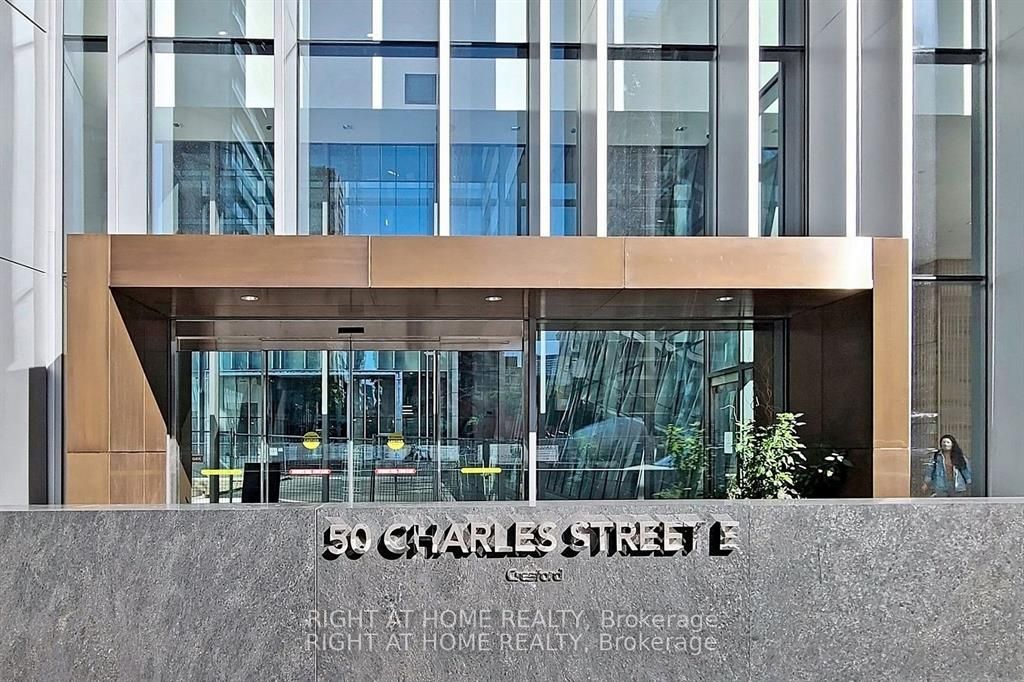 50 Charles St E, #2607
