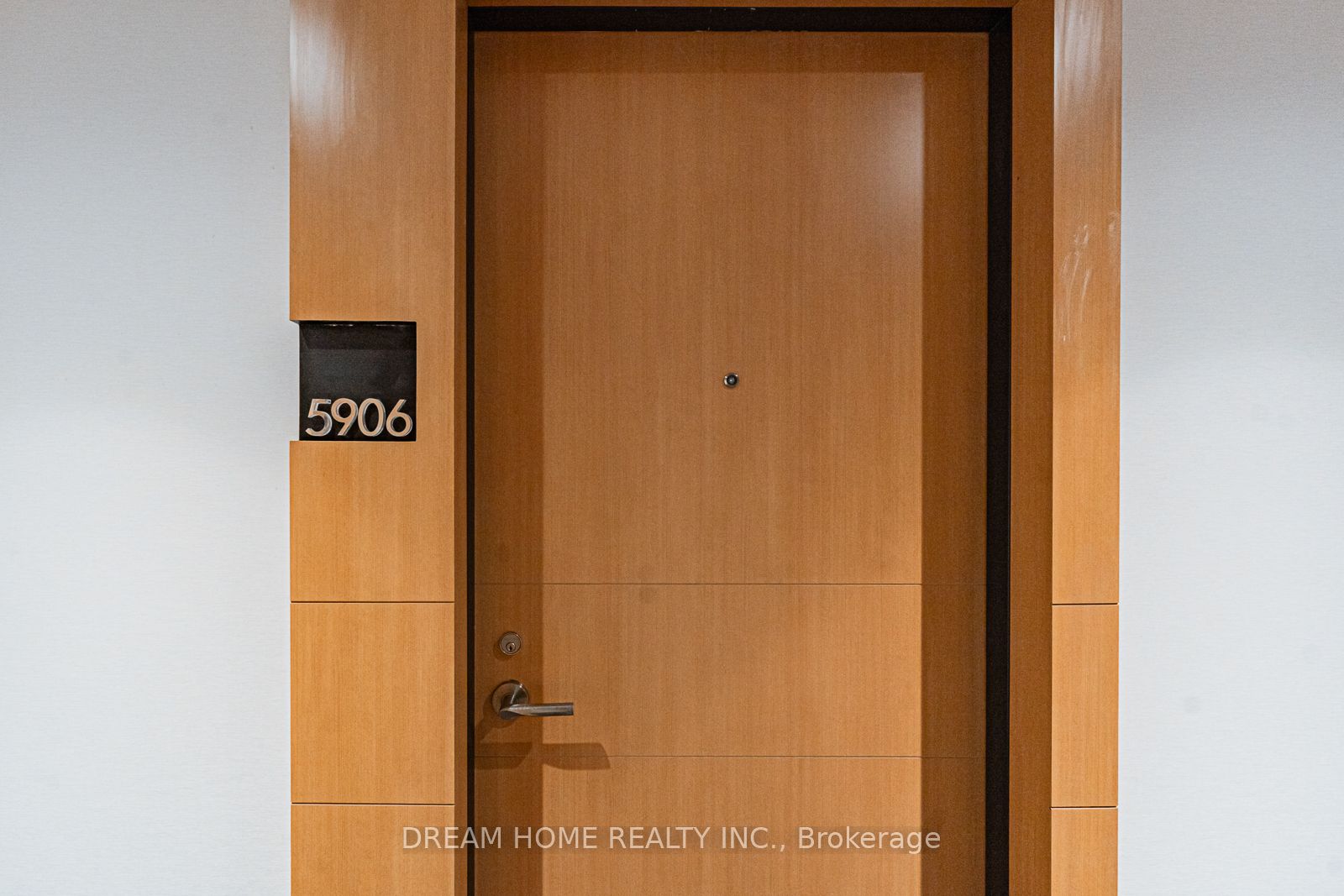 11 Wellesley St W, #5906