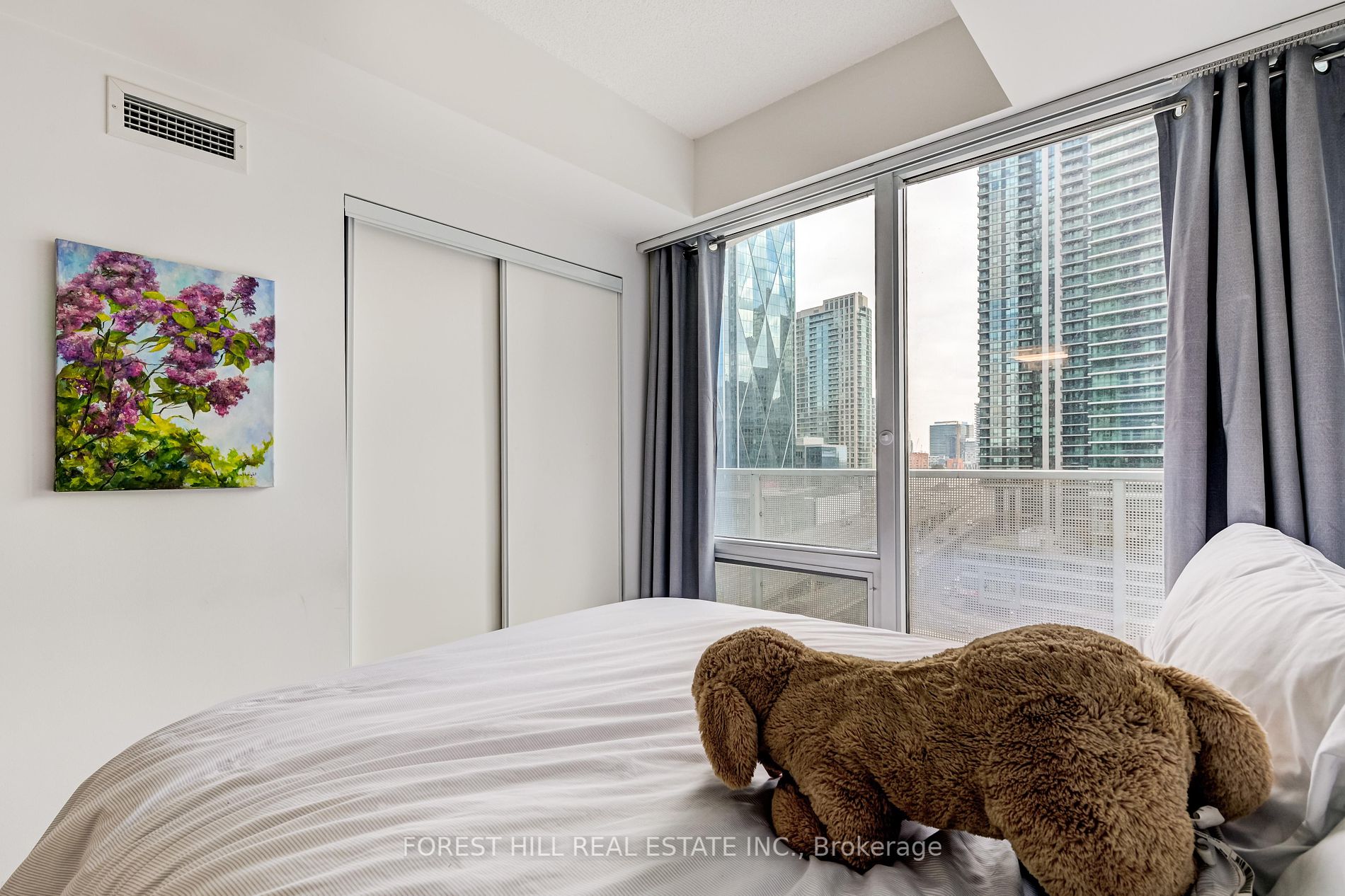 88 Harbour St, #1004