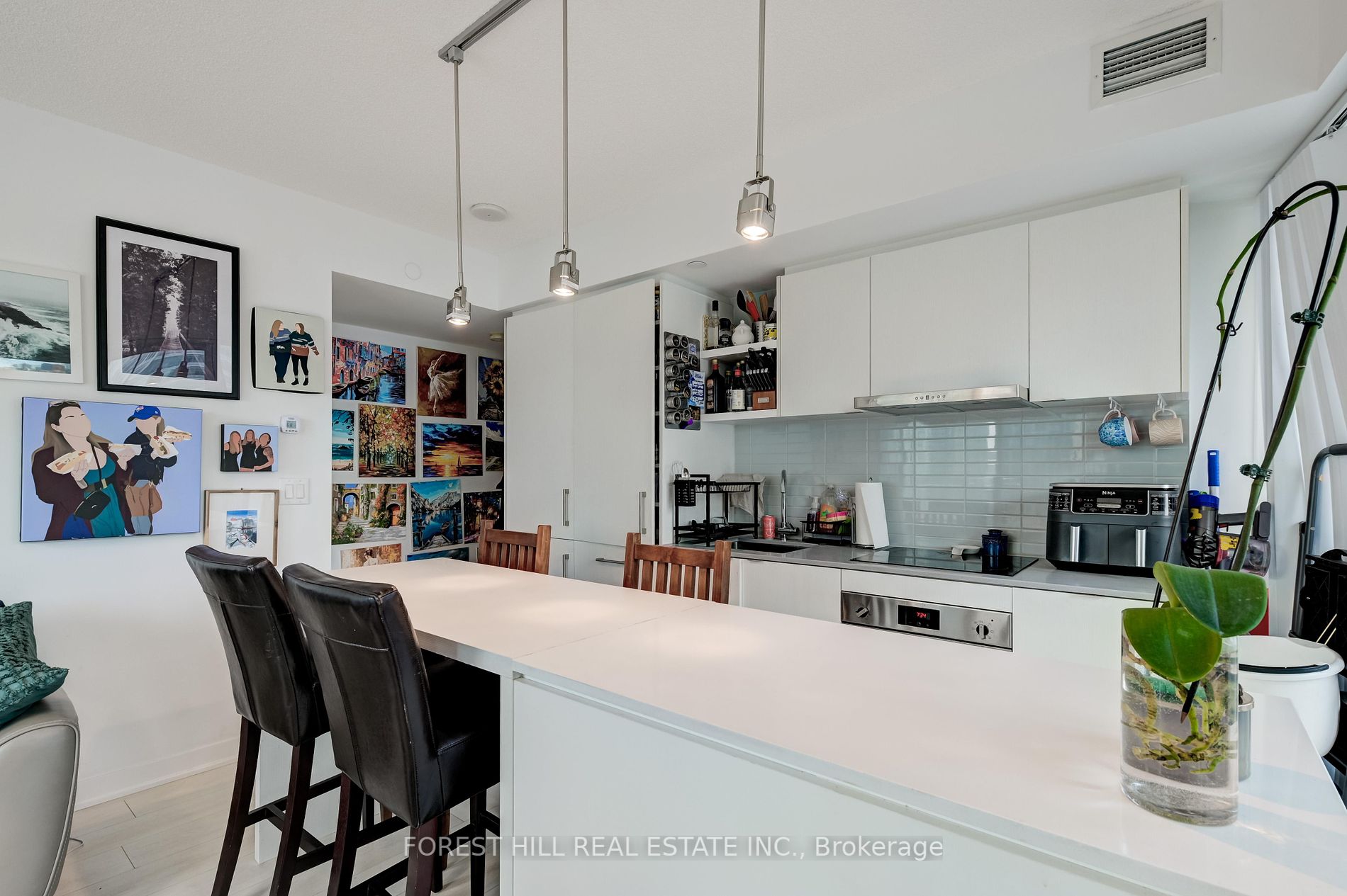 88 Harbour St, #1004