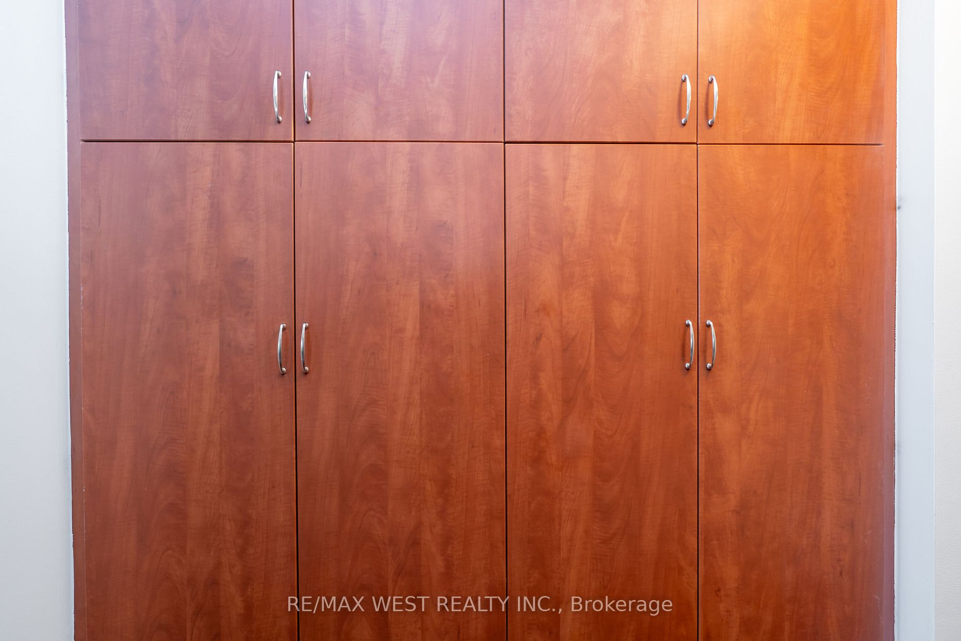 27 Rean Drive, #522