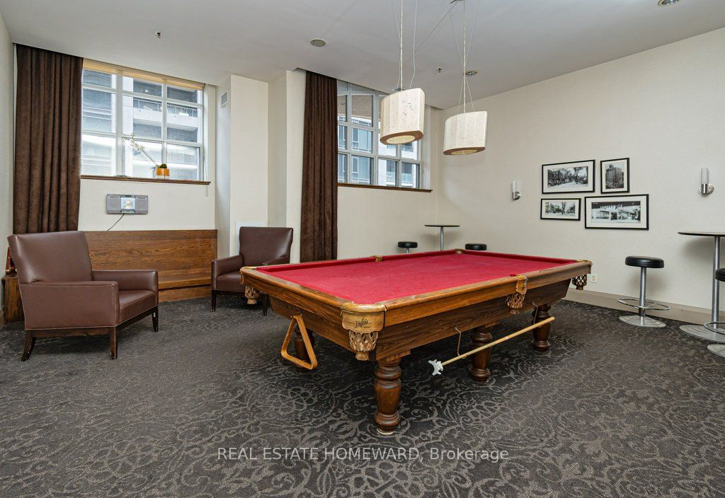 438 Richmond Street W, #219