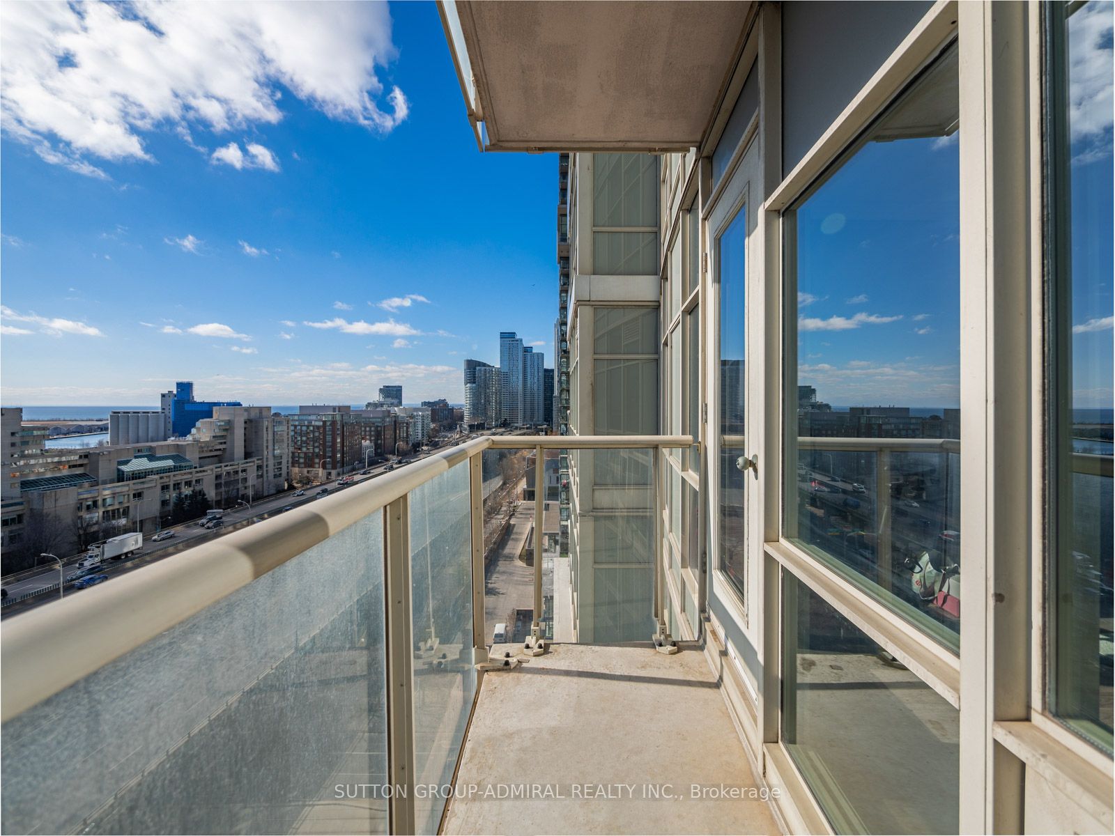 35 Mariner Terr, #1611