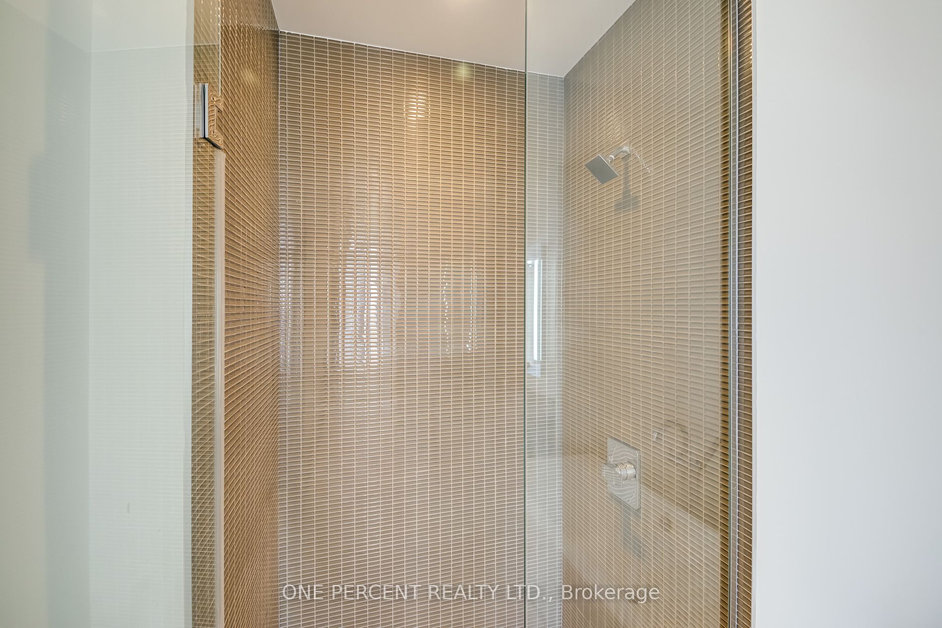 7 Grenville St, #6108