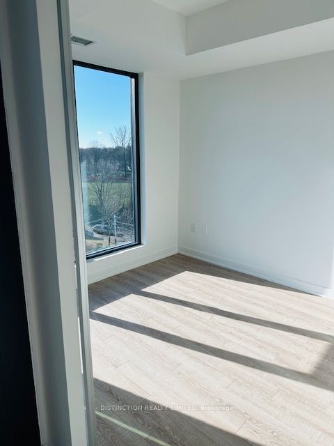 250 lawrence Avenue W, #616