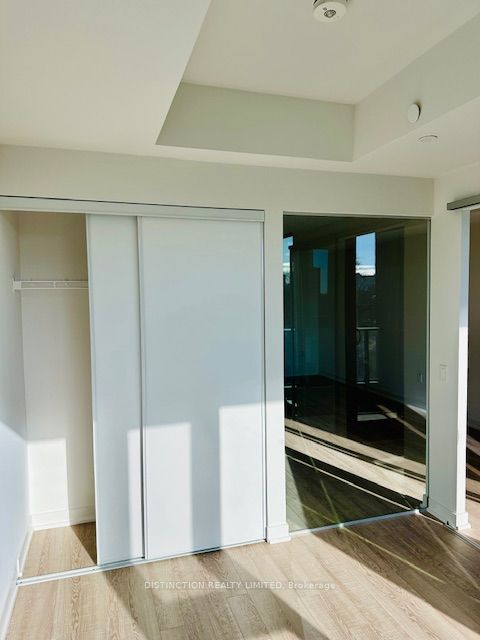 250 lawrence Avenue W, #616