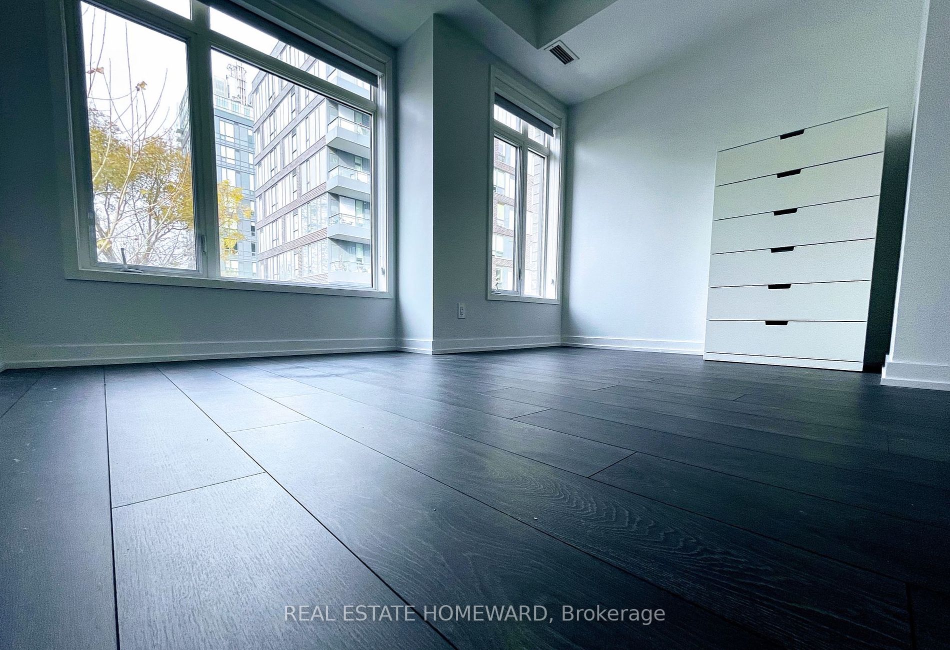 17 St. Bartholomew Street, #17