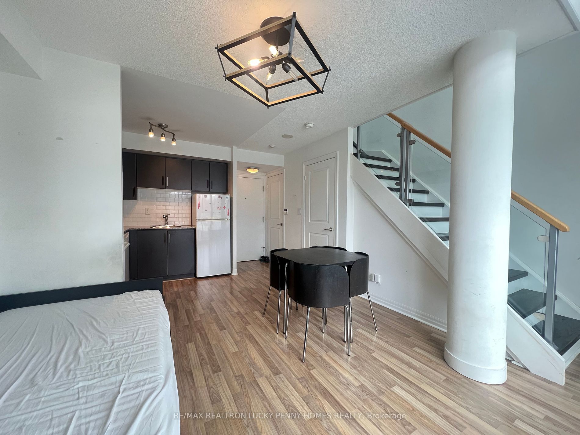 2035 Sheppard Avenue E #109