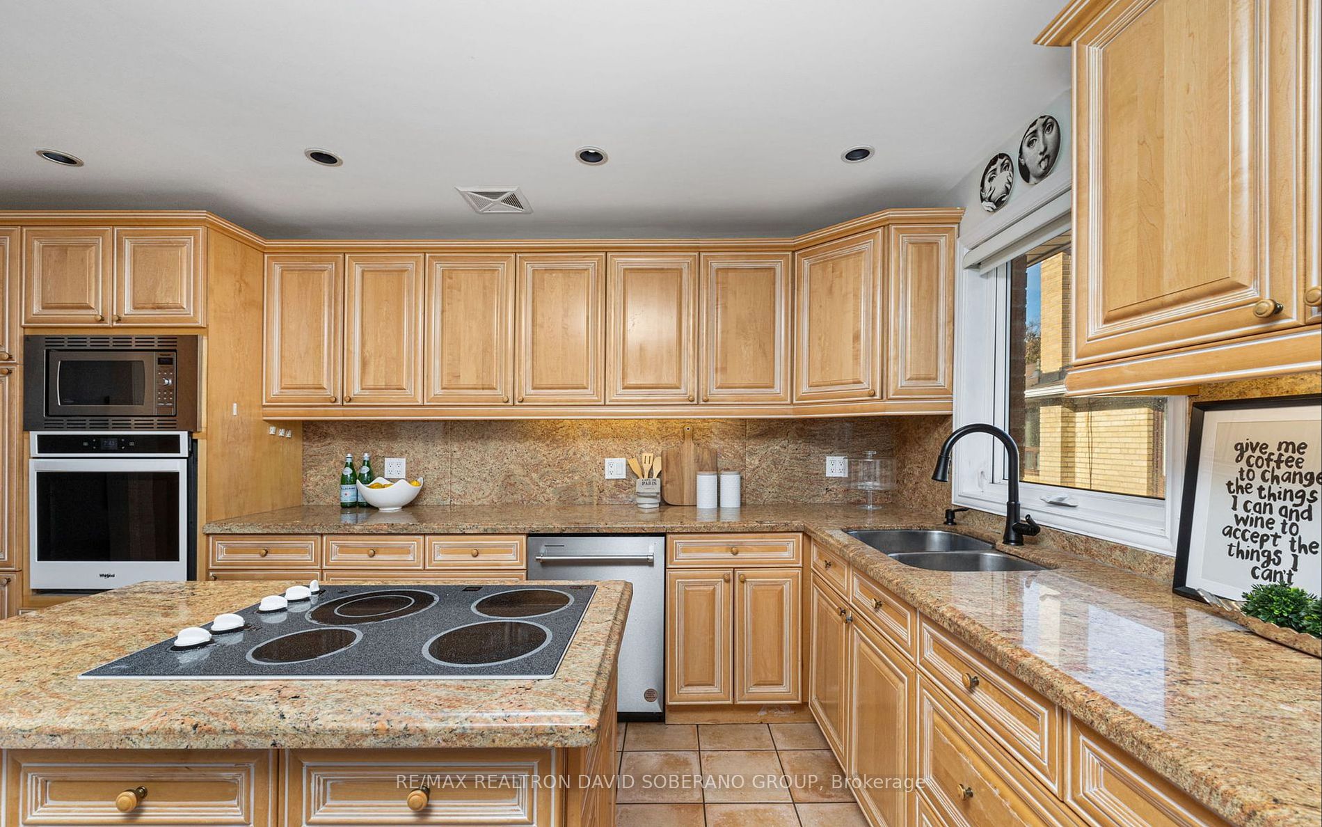 24 Cedar Springs Grve