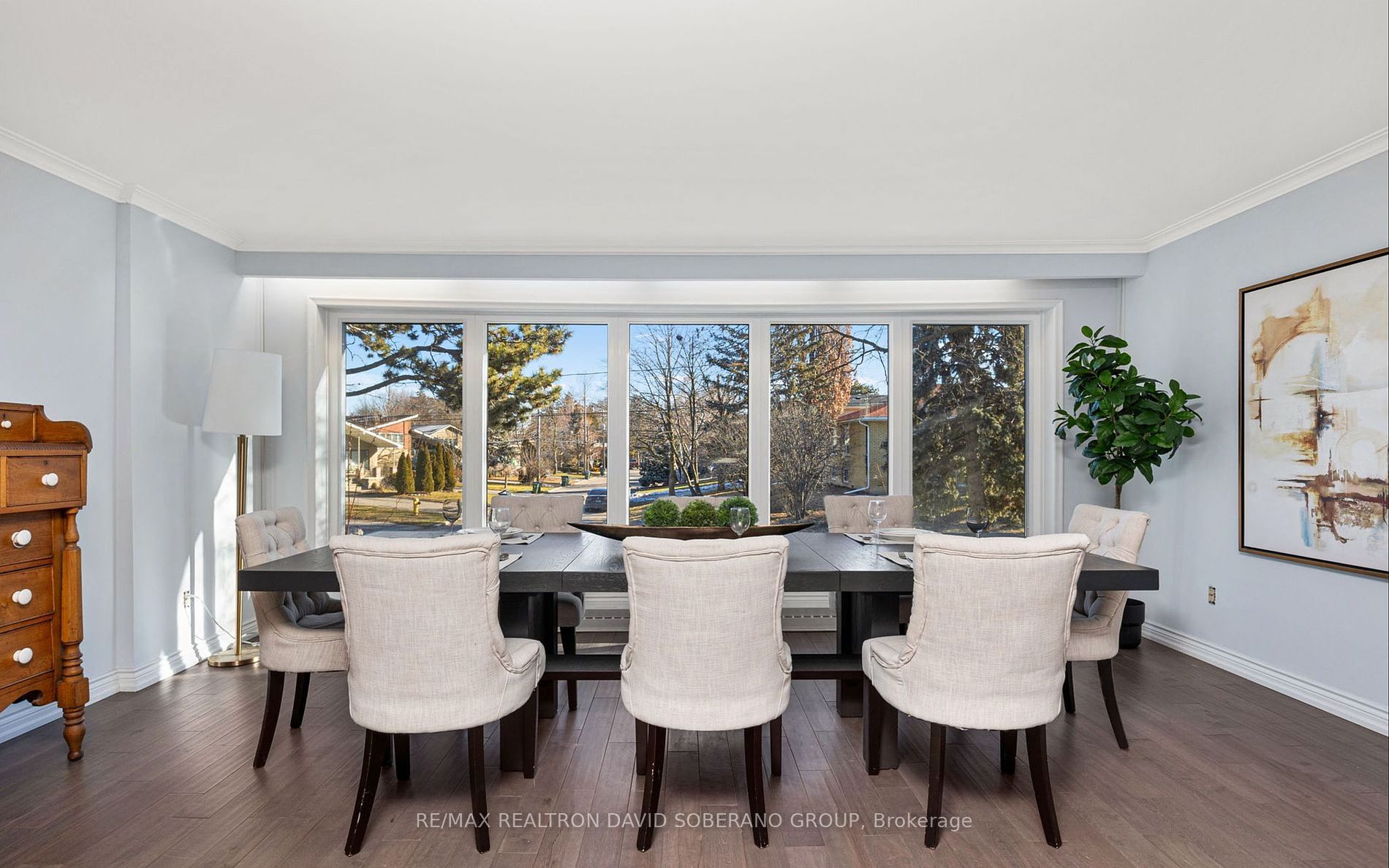 24 Cedar Springs Grve