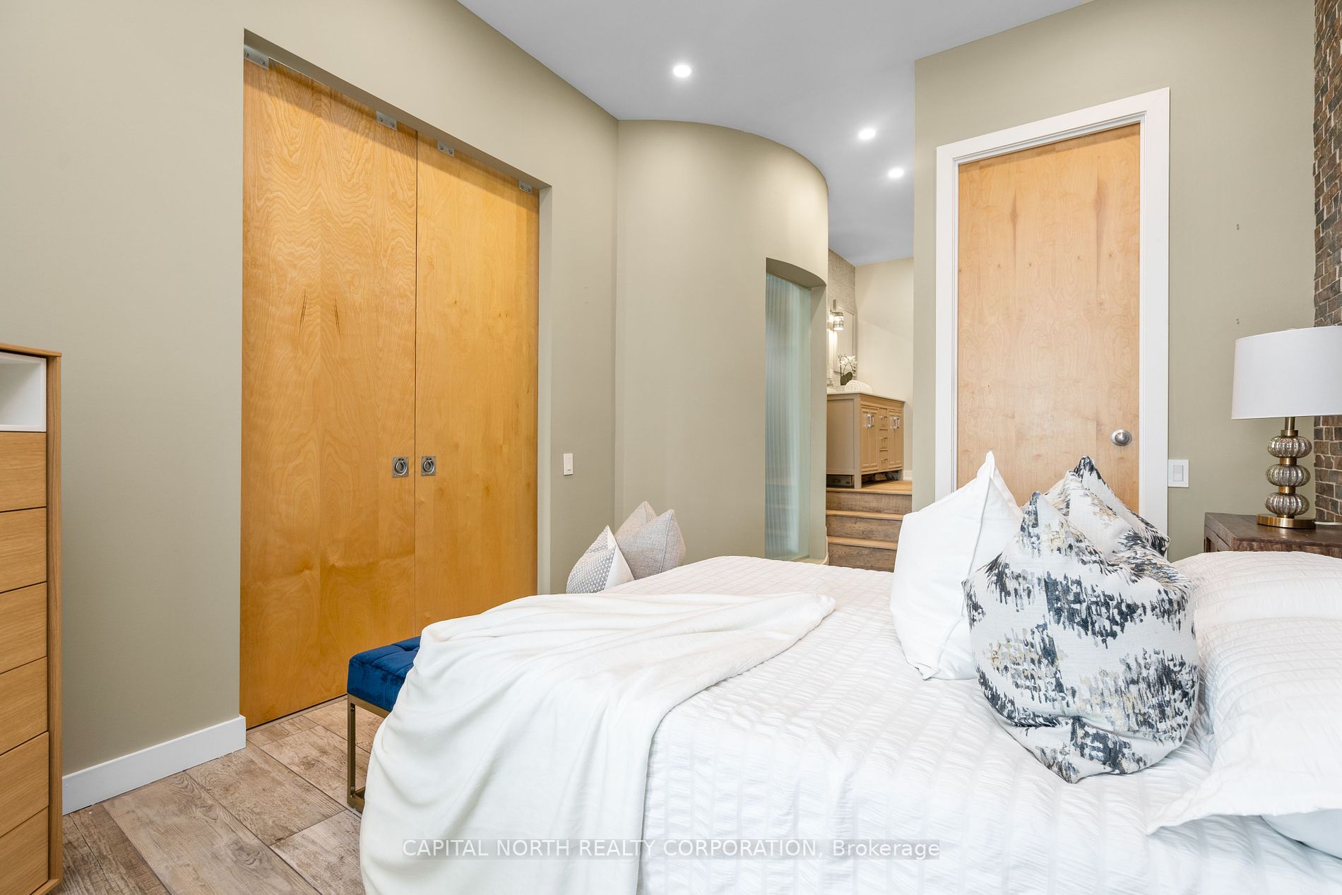 155 Dalhousie St, #712