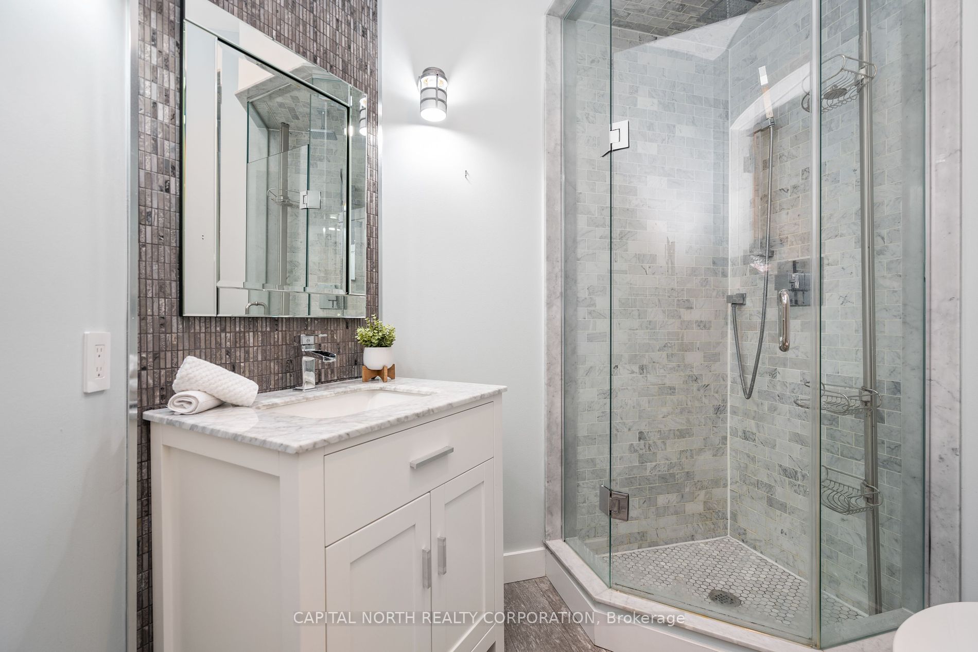 155 Dalhousie St, #712