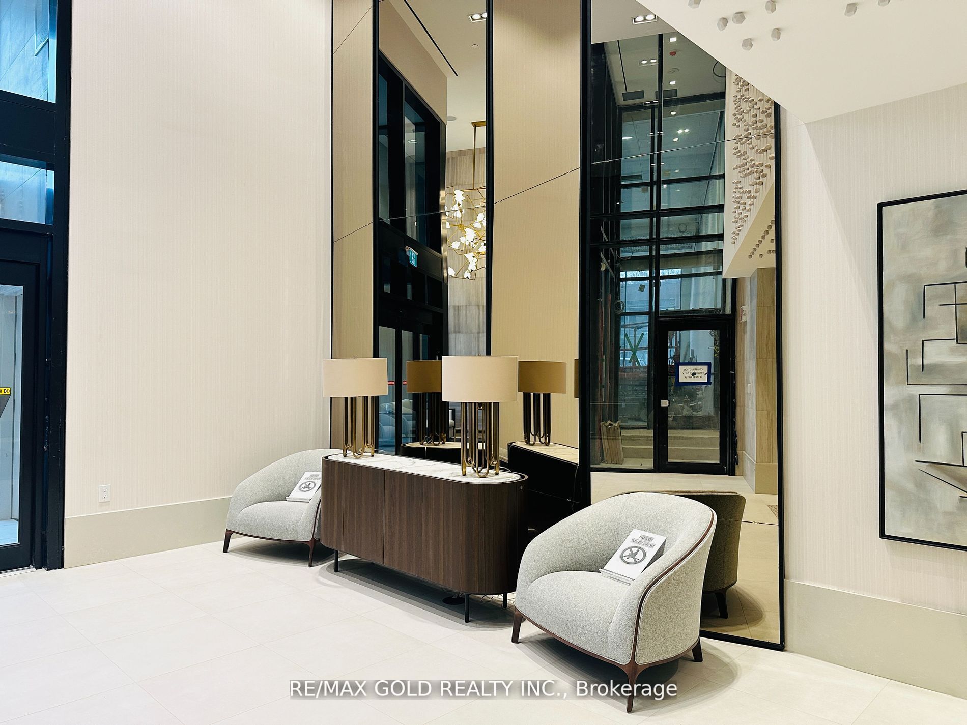2020 Bathurst Street #216