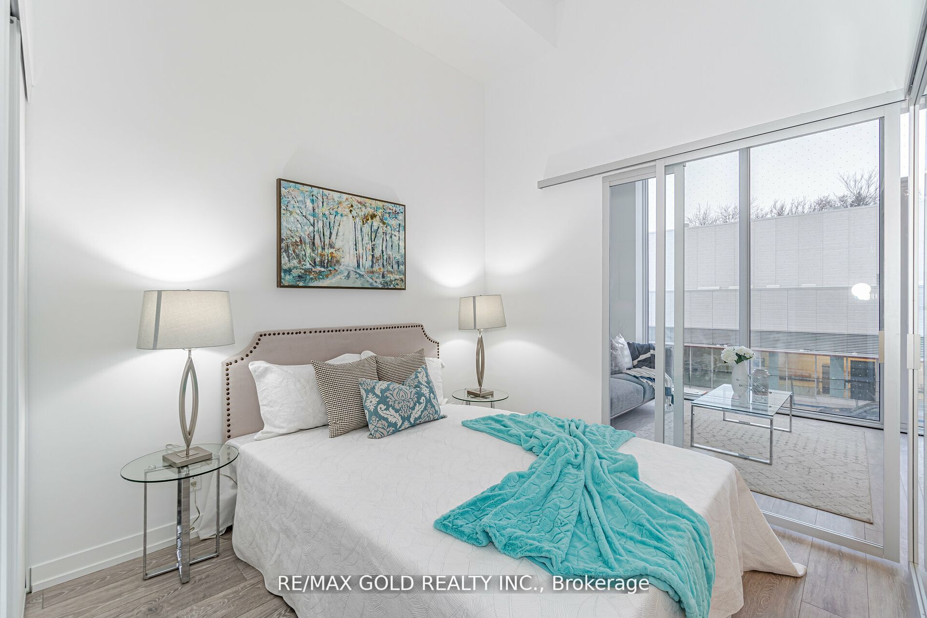 2020 Bathurst Street #216