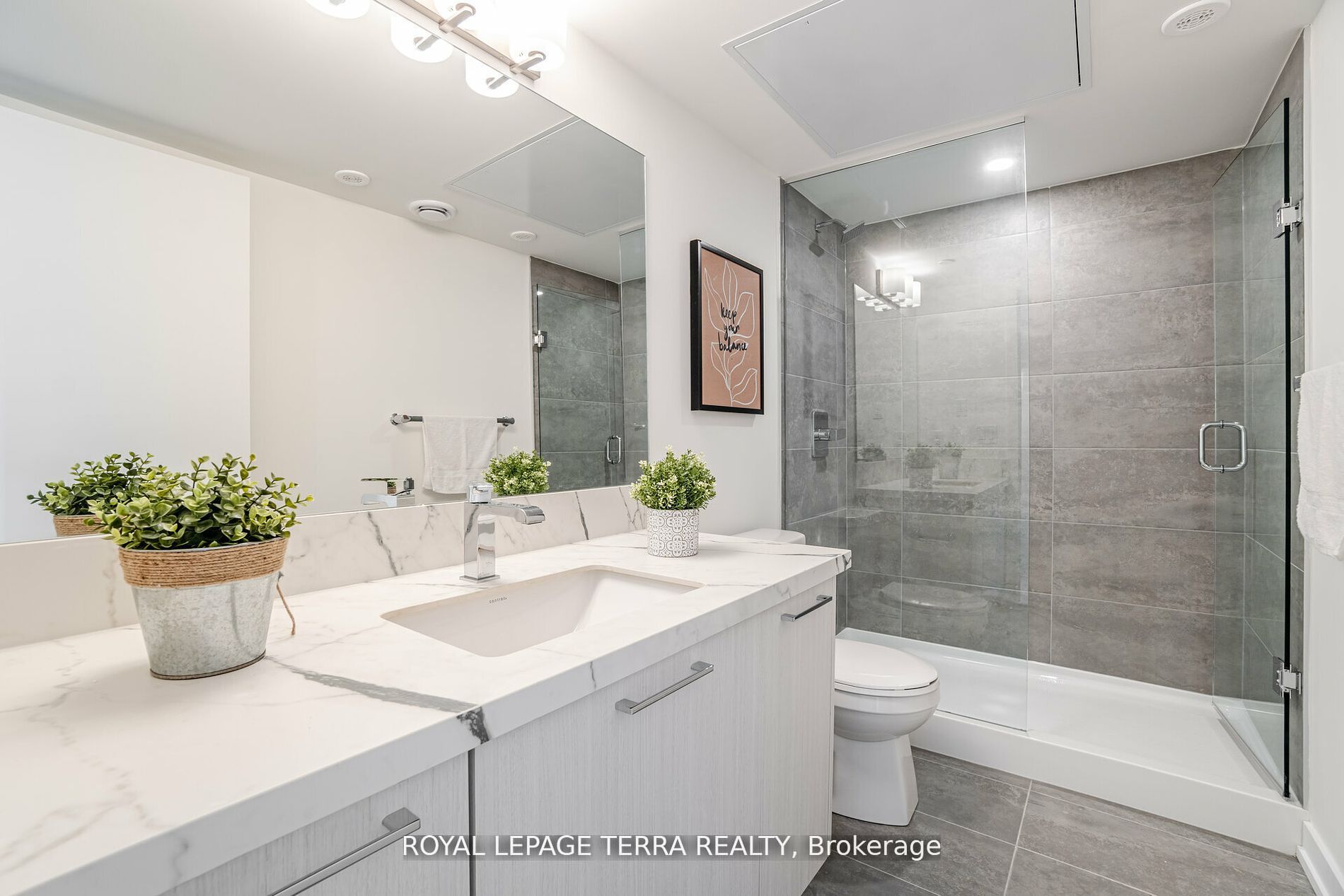 871 Sheppard Ave W, #28