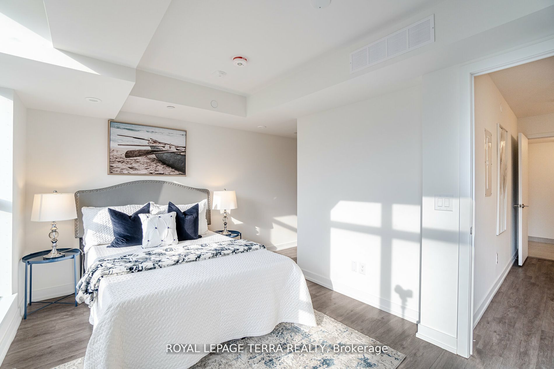 871 Sheppard Ave W, #28