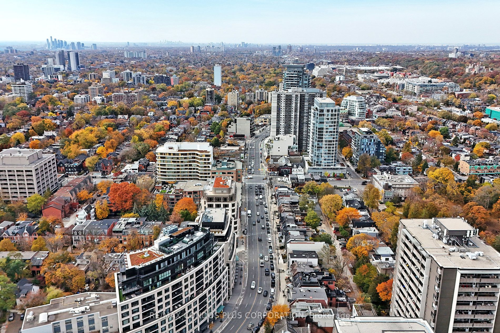 200 Bloor St W, #2105