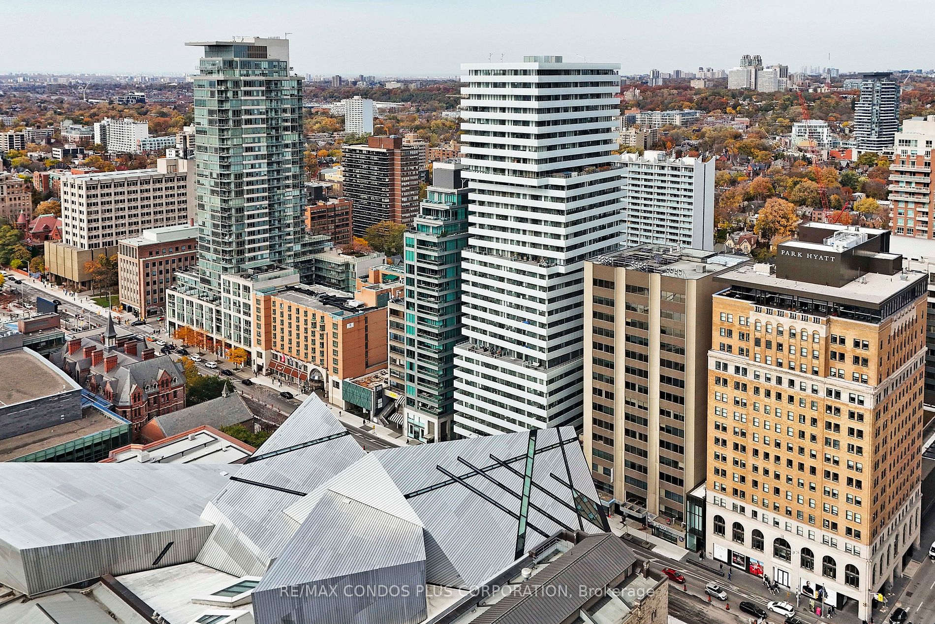 200 Bloor St W, #2105