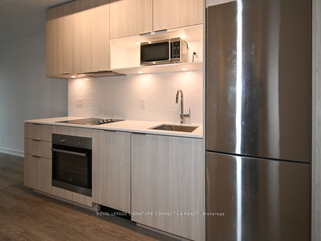 20 Tubman Avenue #517