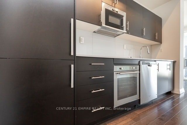 460 Adelaide Street E #835